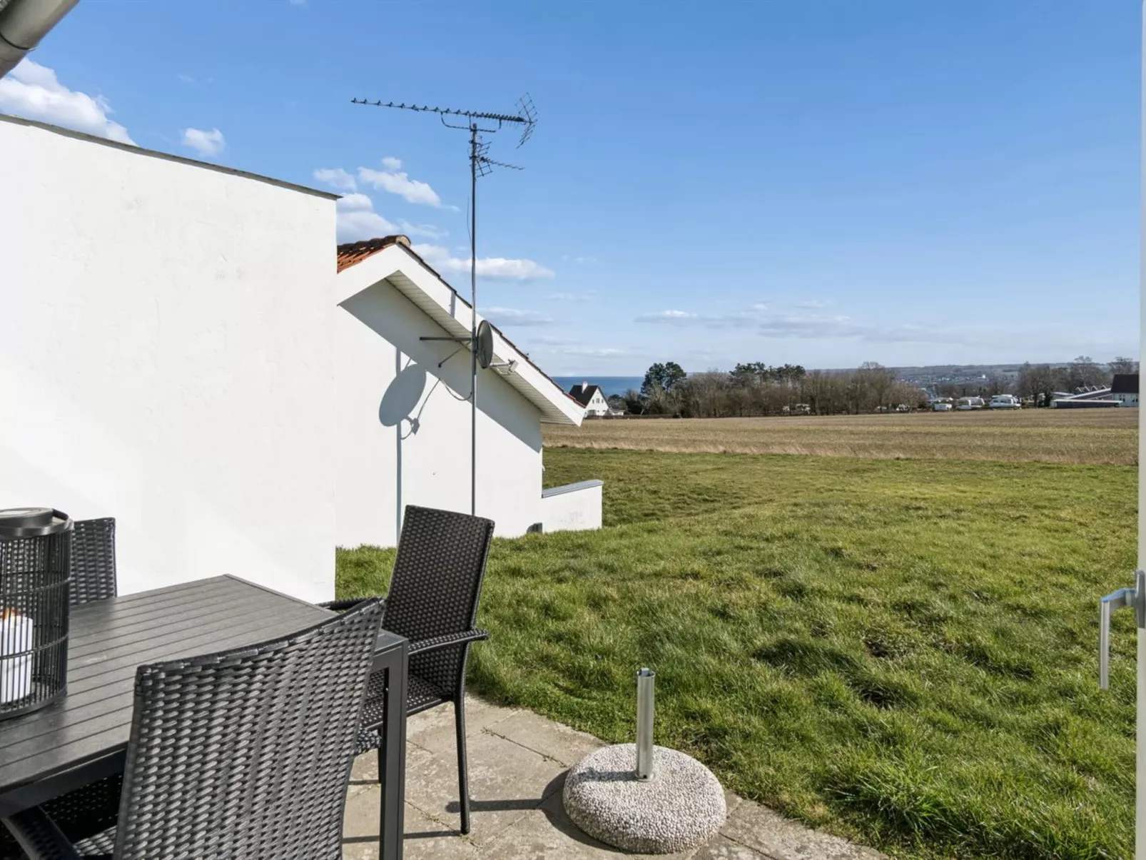 "Roger" - 400m from the sea - Buiten