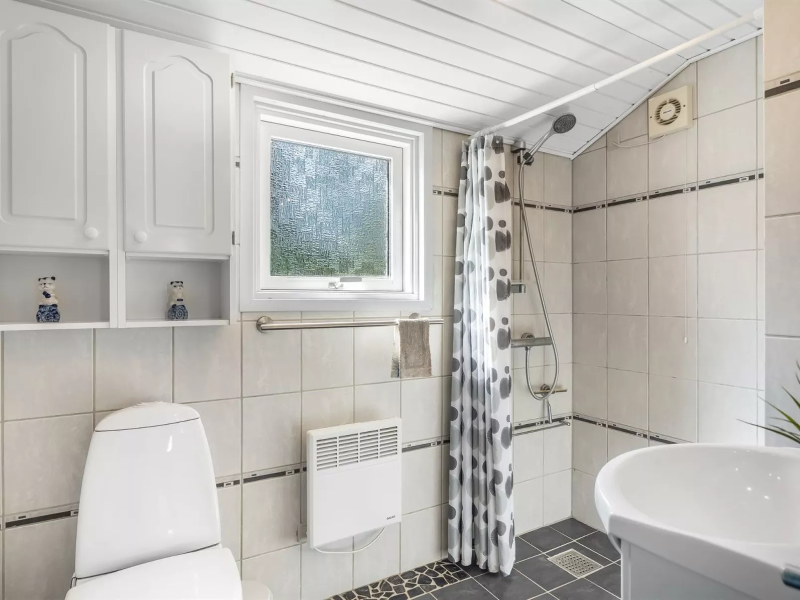 "Saila" - 1.2km from the sea - Binnen