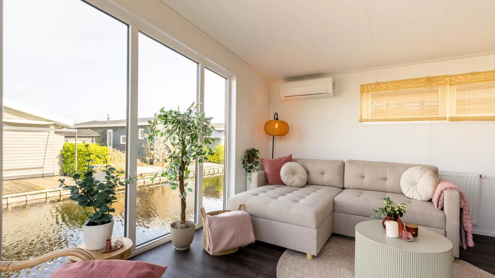 Joy of Giethoorn - Woonkamer