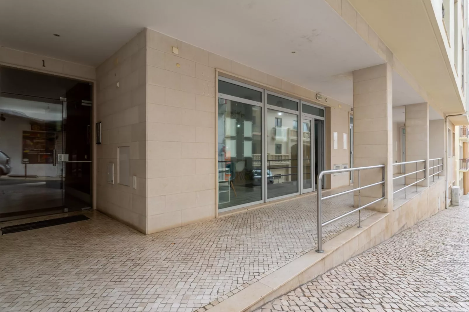 Sesimbra Beach Apartment by GT House - Buitenkant zomer