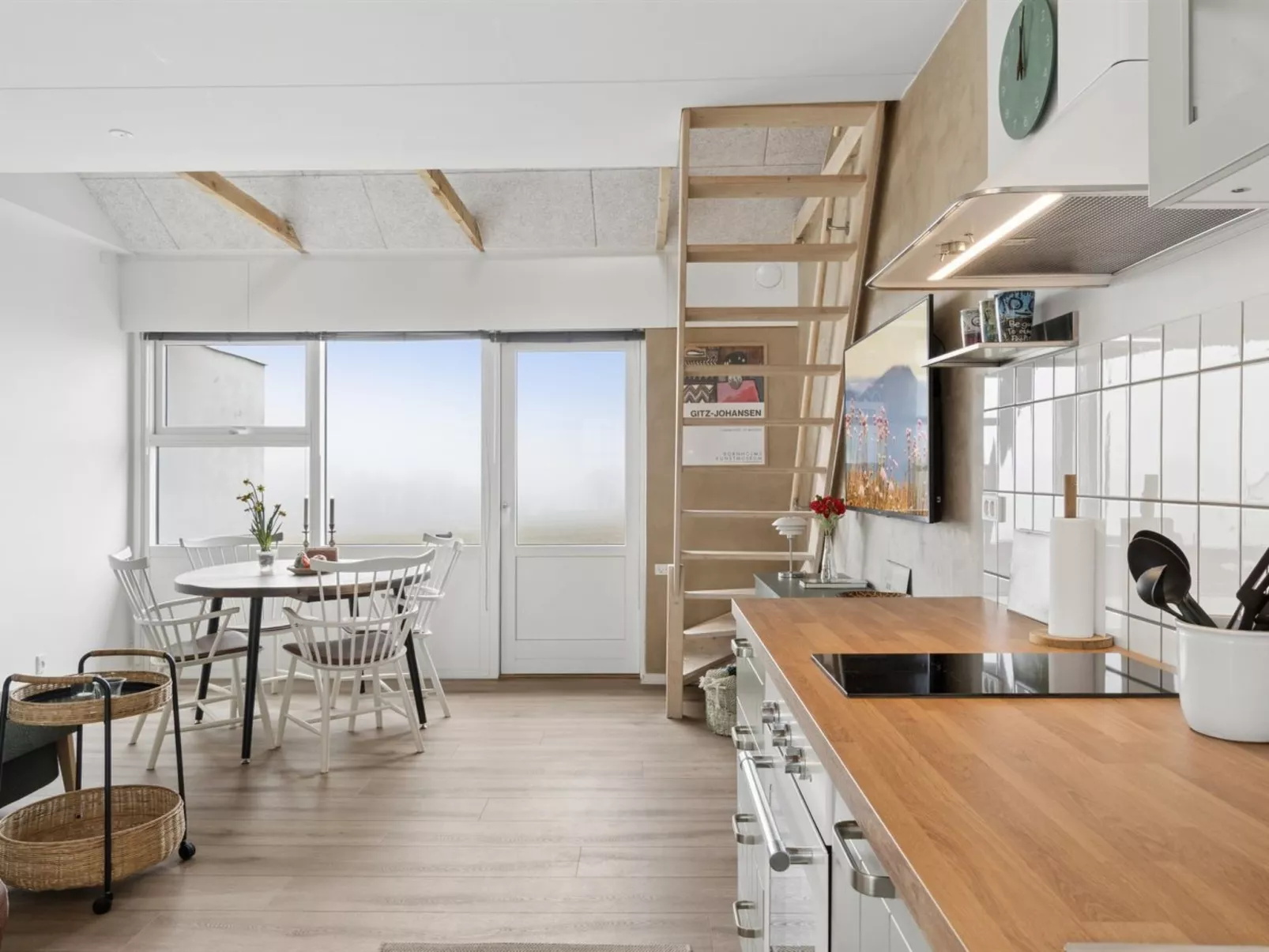 "Roger" - 400m from the sea - Binnen