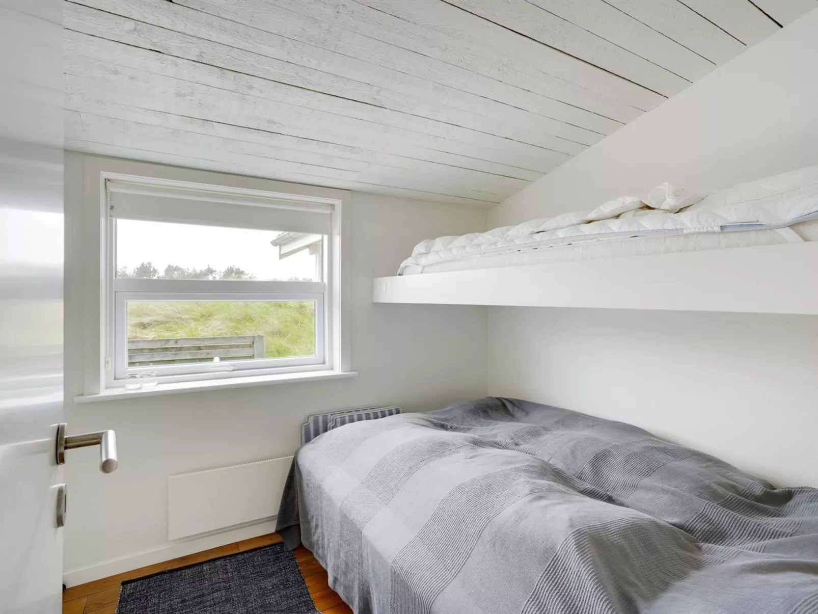 "Dreng" - 800m from the sea - Binnen