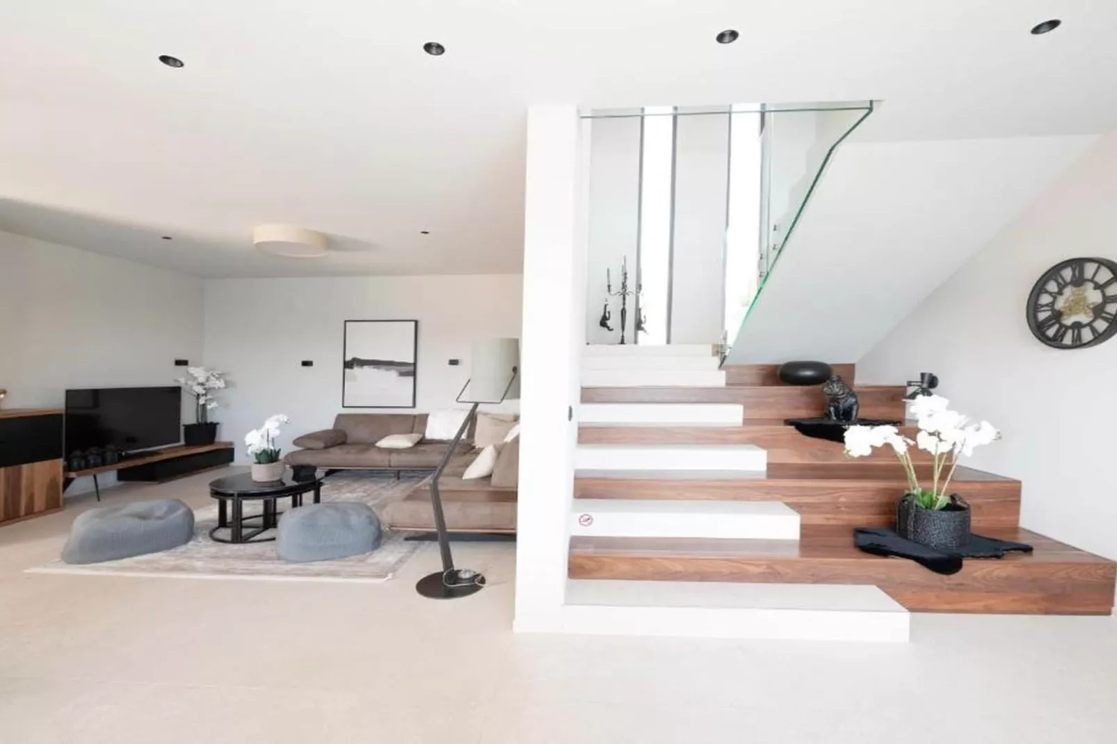 Luxury Beachfront Villa Malia Trogir with Pool - Overloop