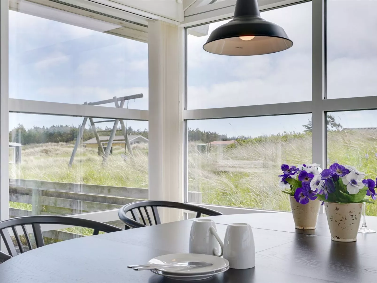 "Dreng" - 800m from the sea - Binnen