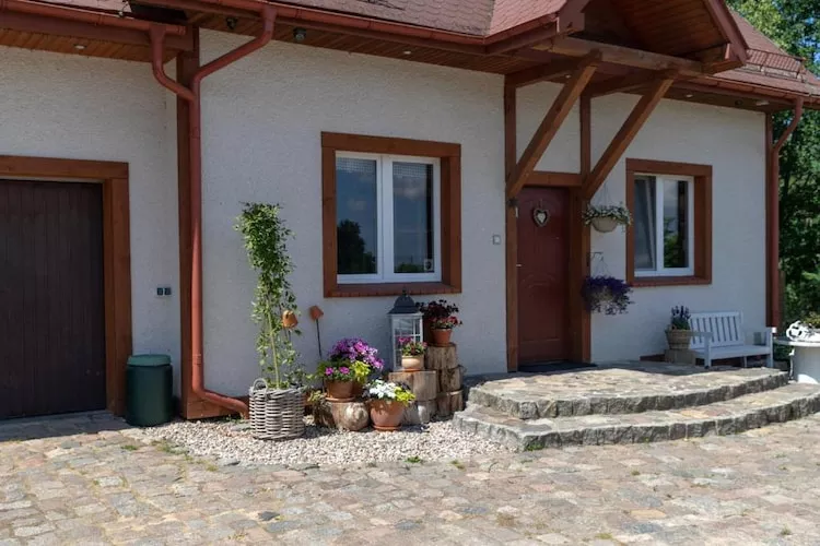 Dom wakacyjny z basenem w Kielnie - Buitenkant zomer