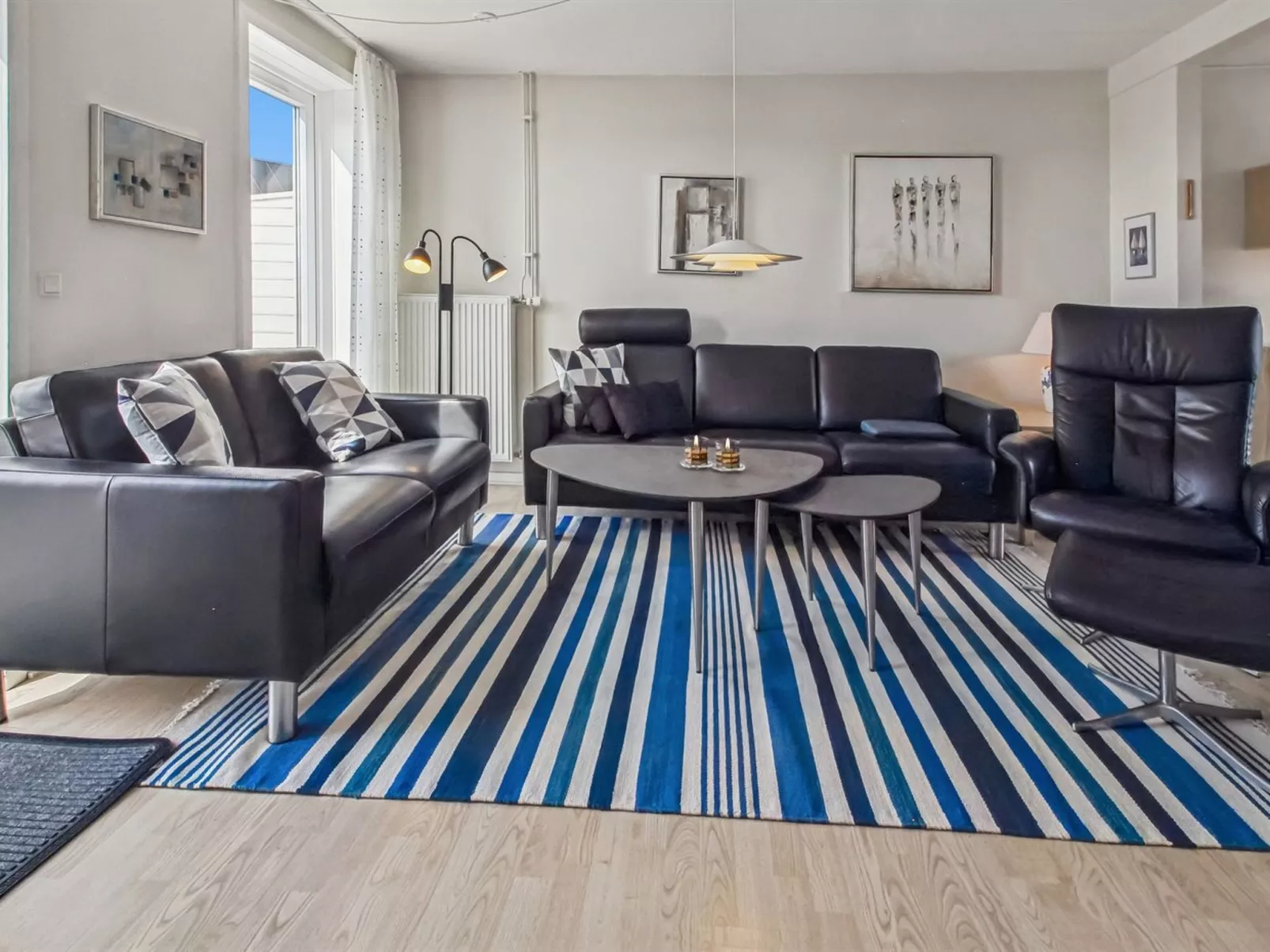 "Nayana" - 2.3km from the sea - Binnen