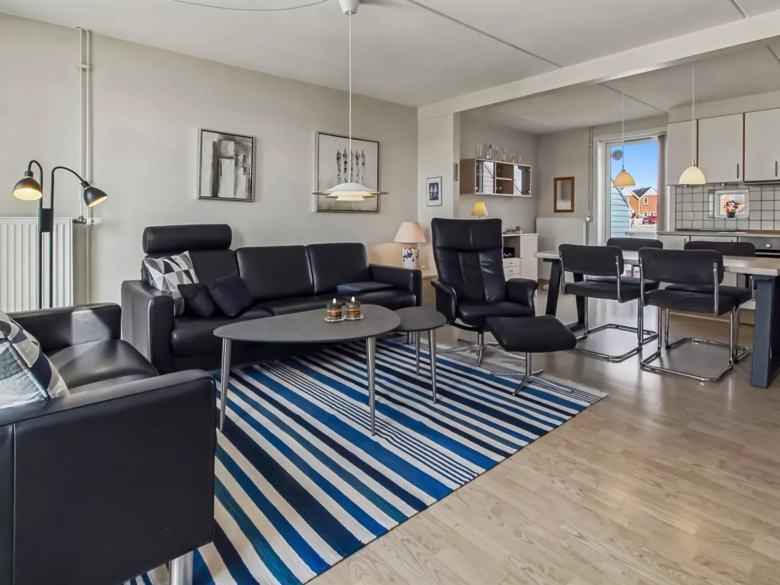 "Nayana" - 2.3km from the sea - Binnen