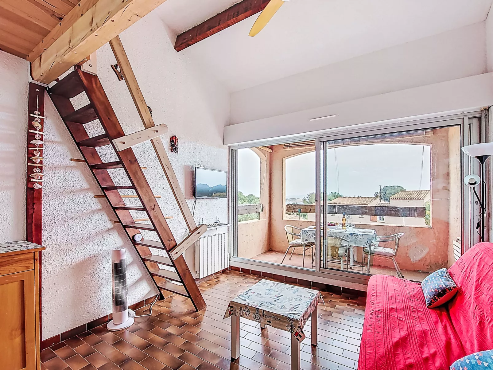 Les Hameaux de l'Ile Rousse - Binnen