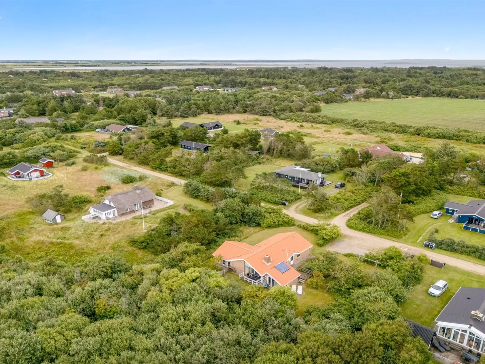 "Dorithea" - 1.3km from the sea - Buiten