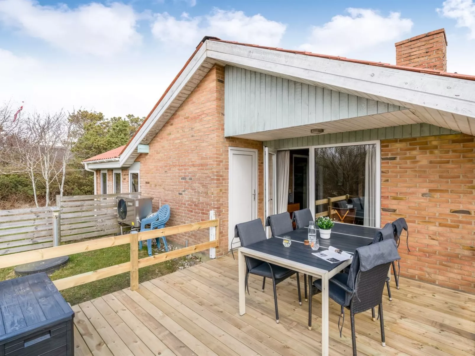 "Dorithea" - 1.3km from the sea - Buiten