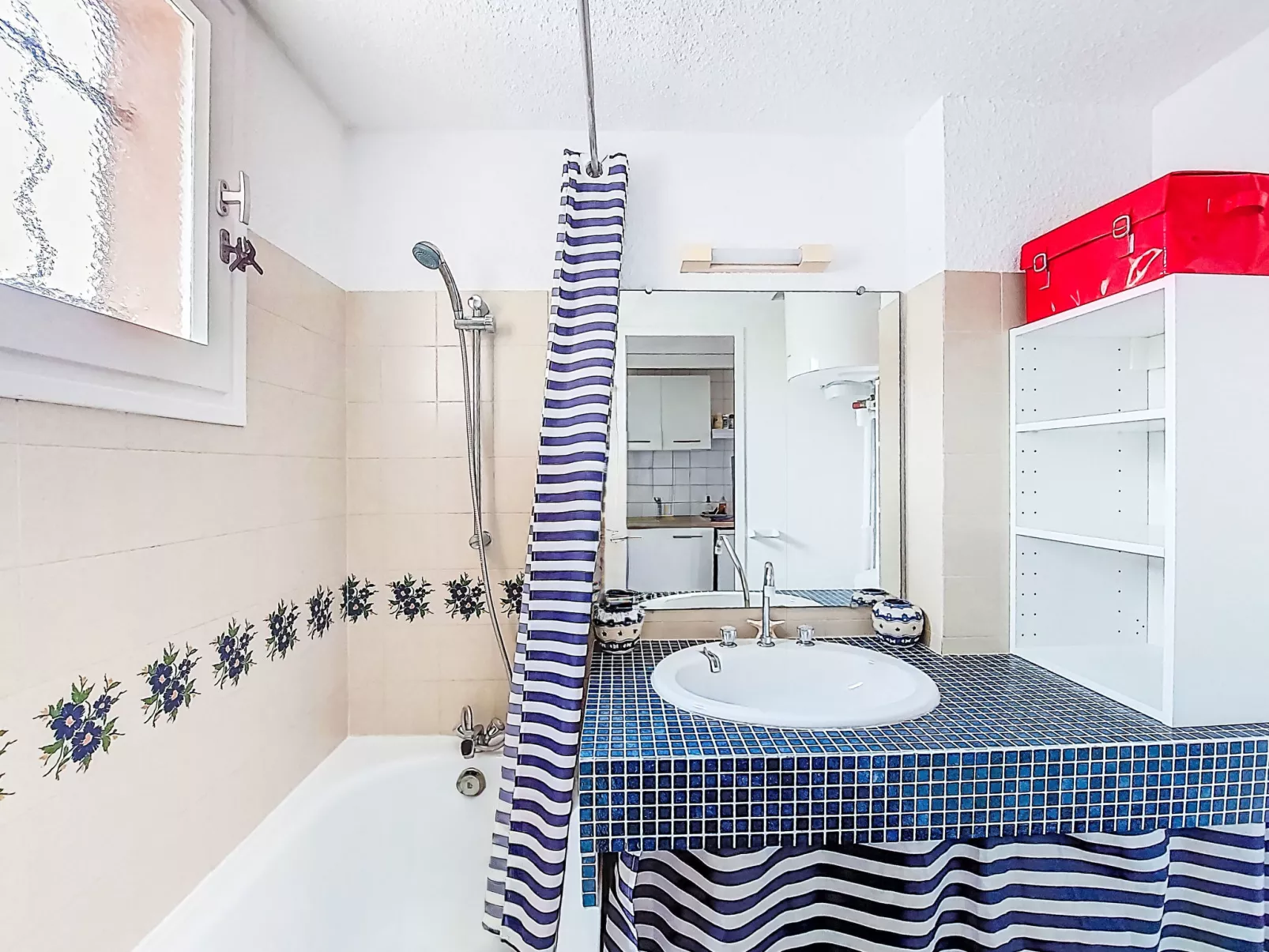 Les Hameaux de l'Ile Rousse - Binnen