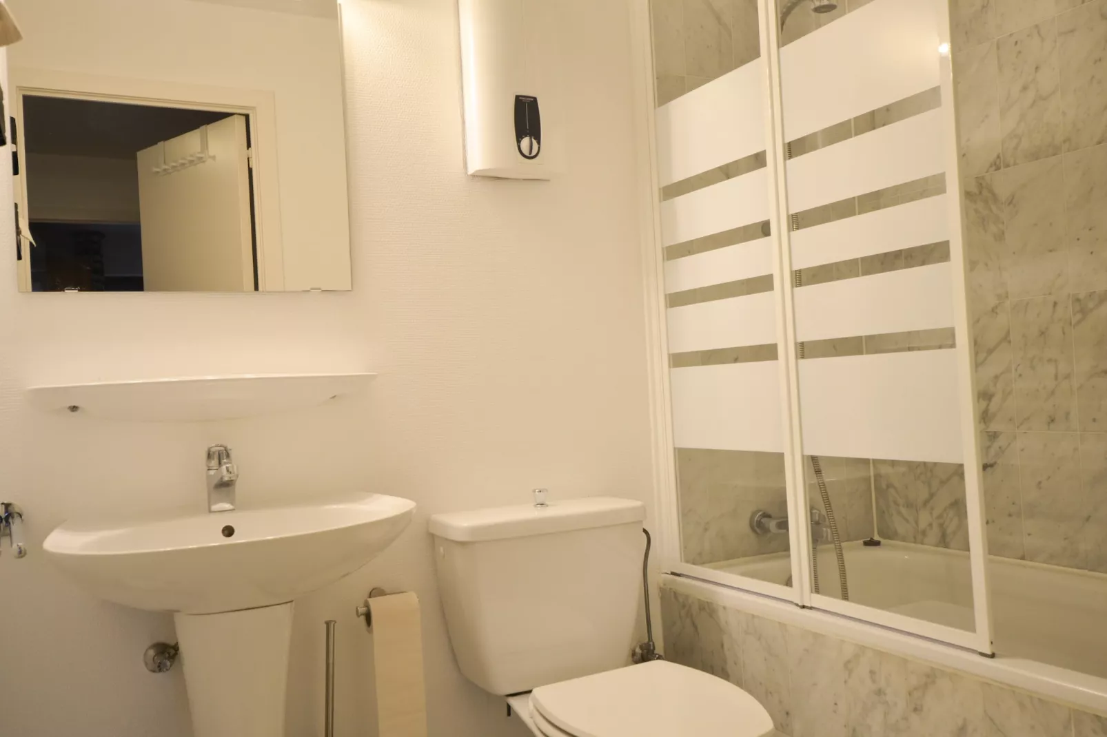 PLAZA A2/2011 - Badkamer