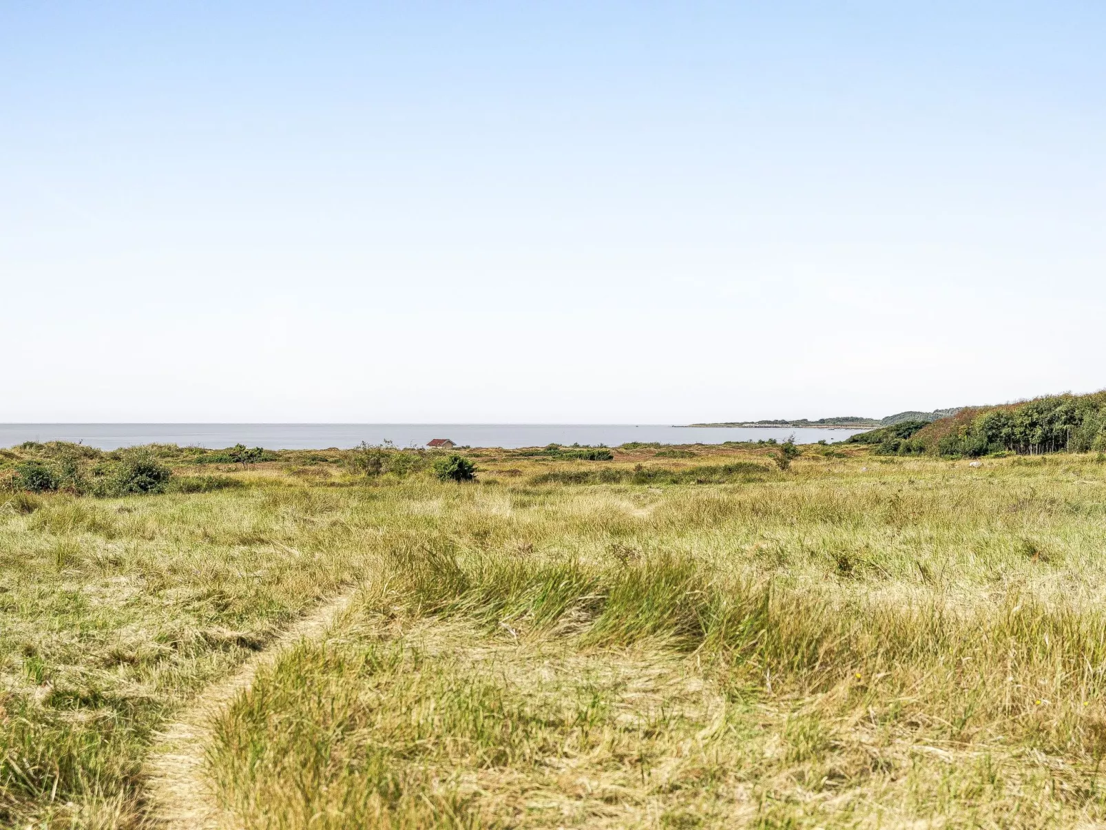 Vårhemsplatsen - Buiten