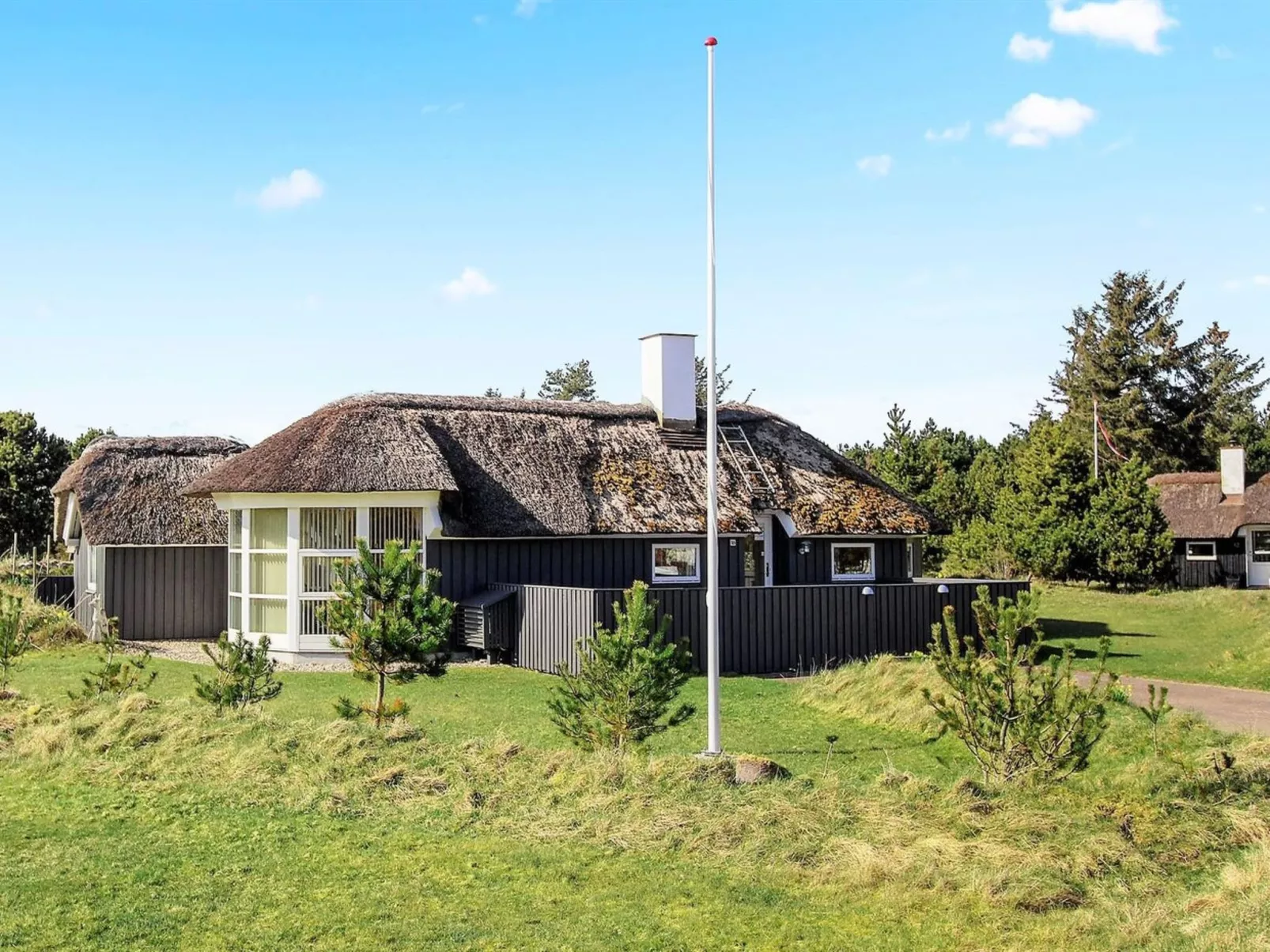 "Ansine" - 1.2km from the sea