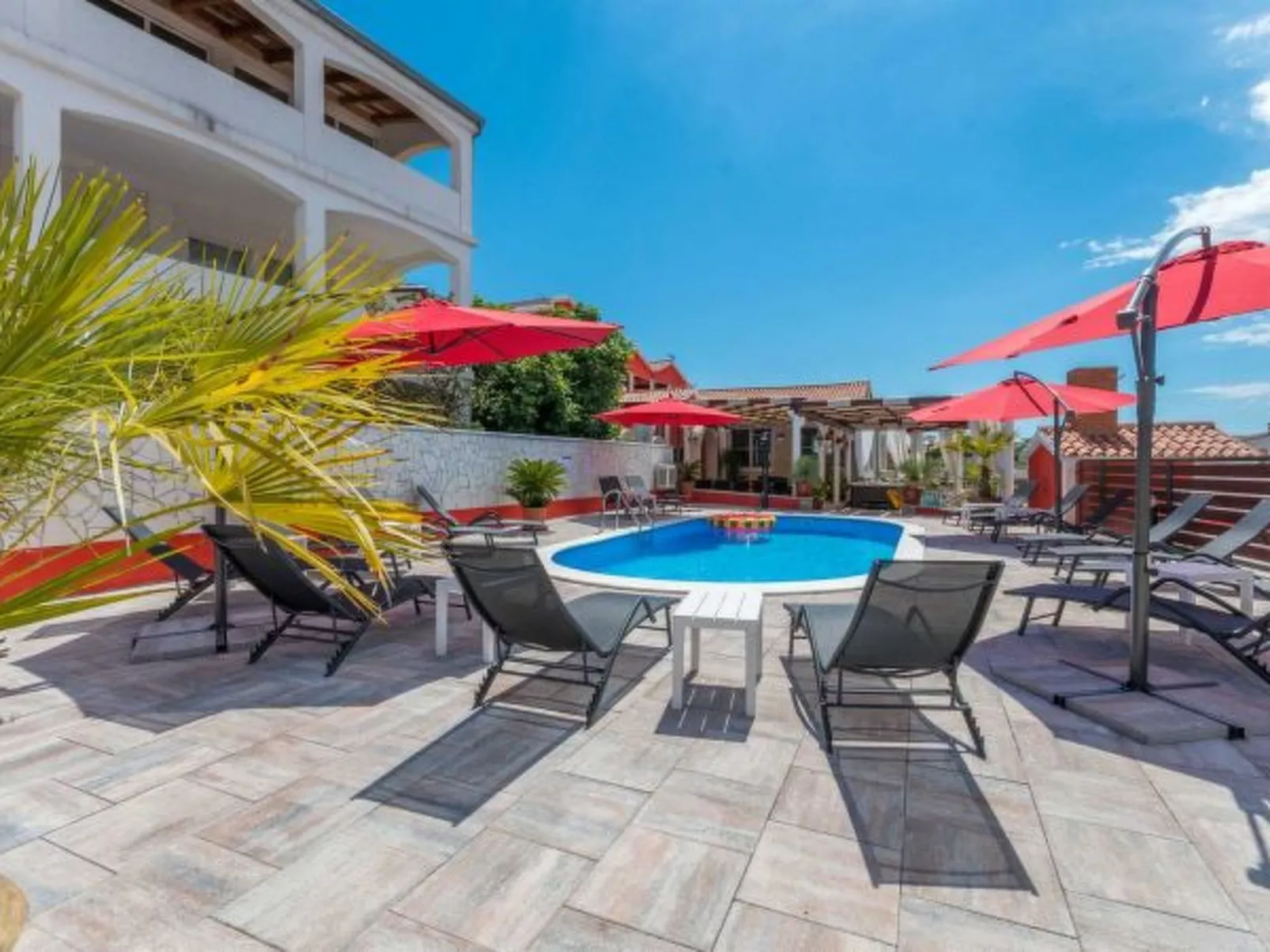 XXXL Villa Ancora with heated pool