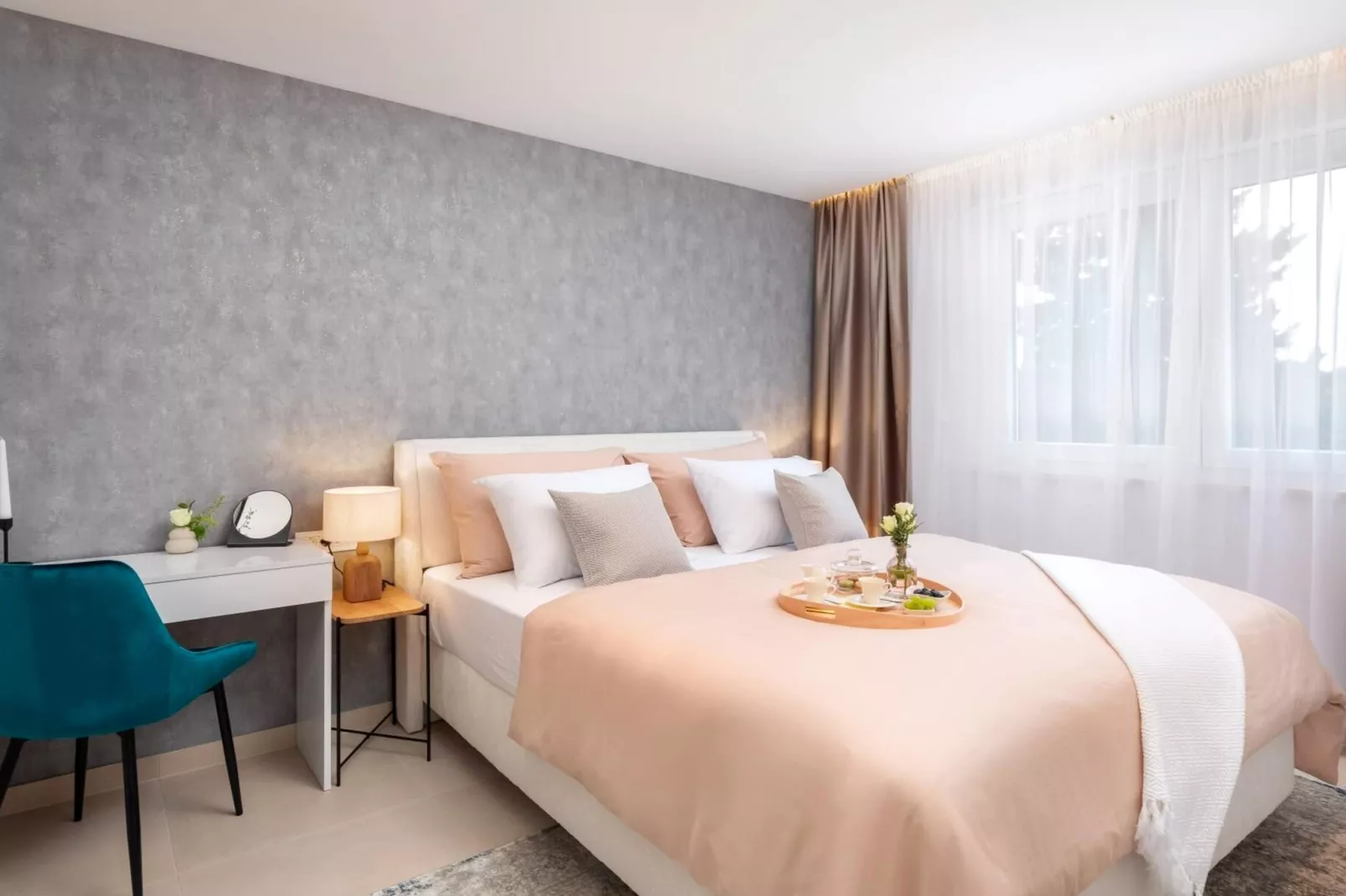 Luxury Apartment Silvery Split with Sauna, Jacuzzi