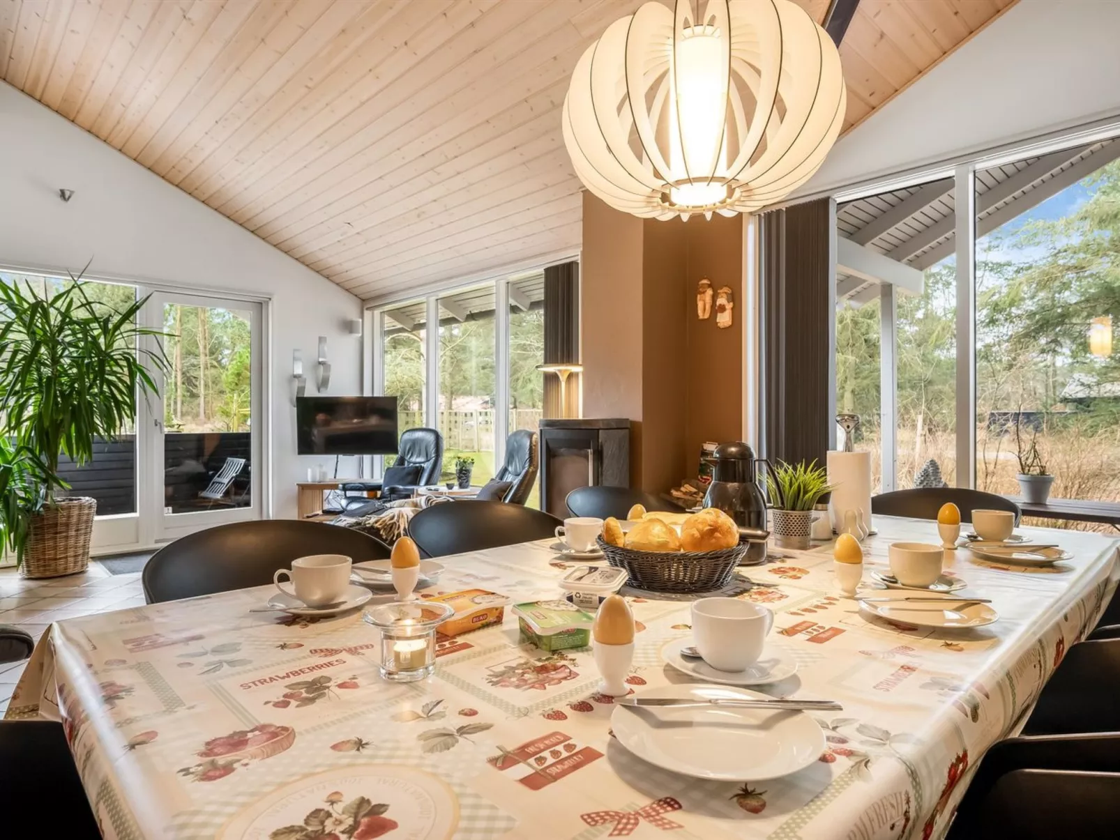 "Sora" - 2km from the sea