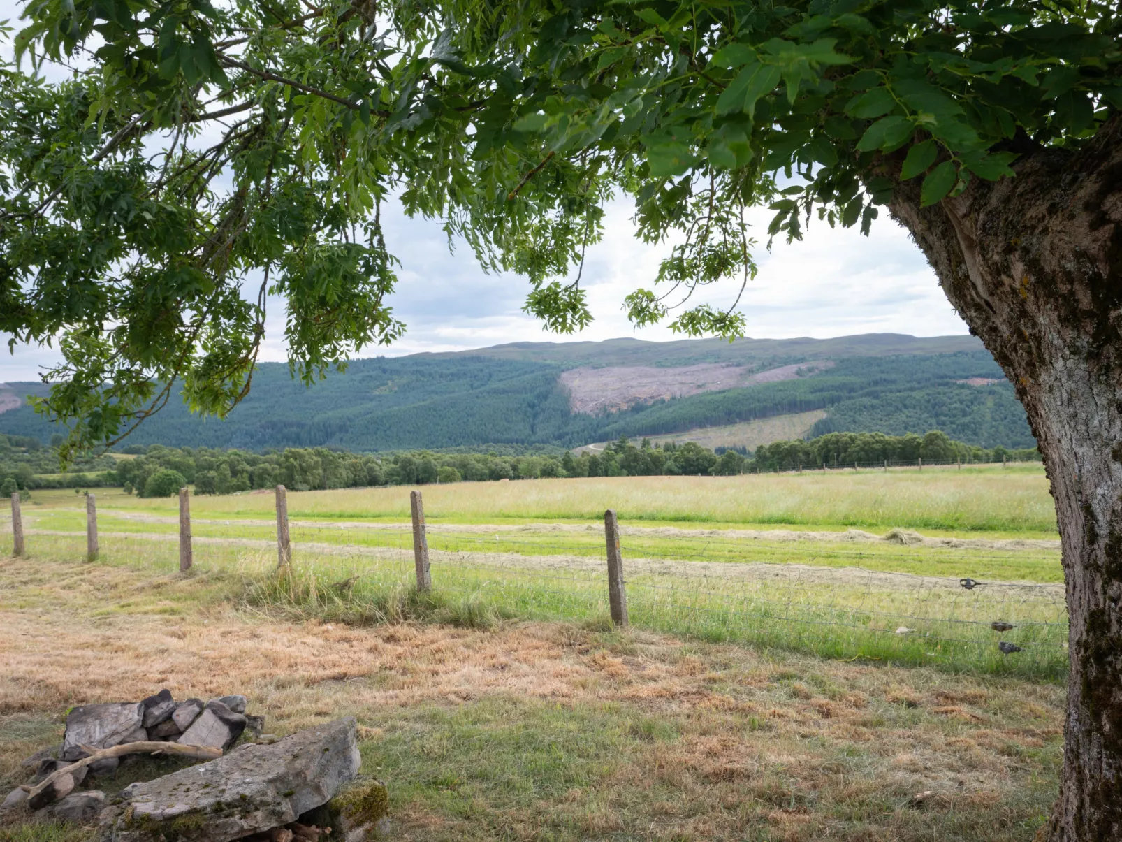 Loch Meiklie View - Buiten