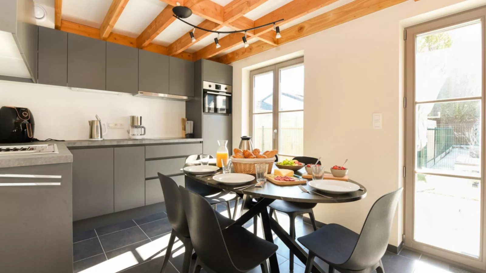 Westhinder II Combi H53-54 - Eetkamer