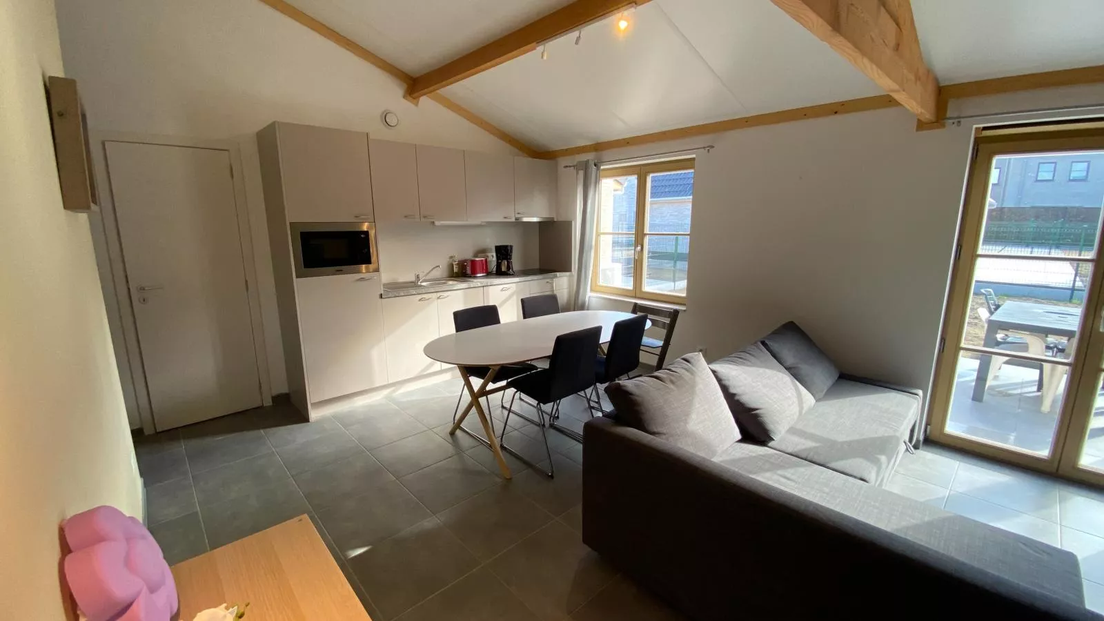 Westhinder II Combi H8-9 - Eetkamer