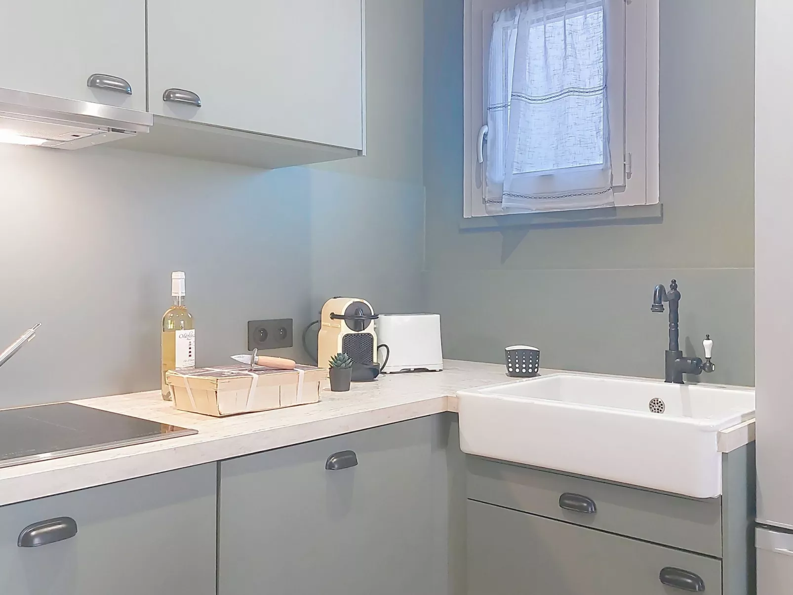 Les Cariatides 7 - Binnen