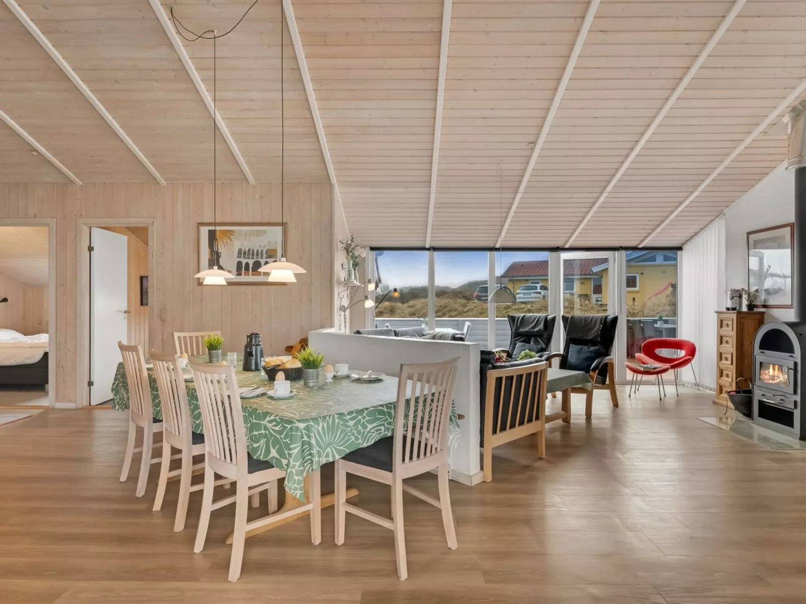 "Petkana" - 700m from the sea - Binnen