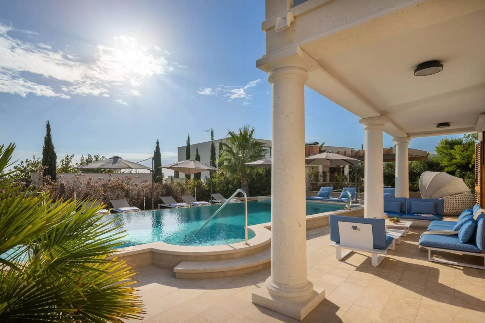 Luxury Seafront Villa Castello Rogoznica with Pool - Zwembad