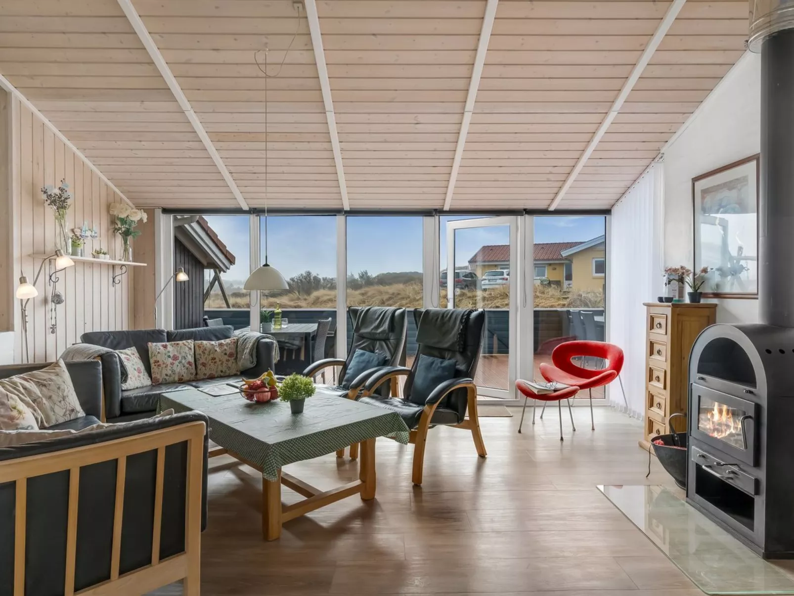 "Petkana" - 700m from the sea - Binnen