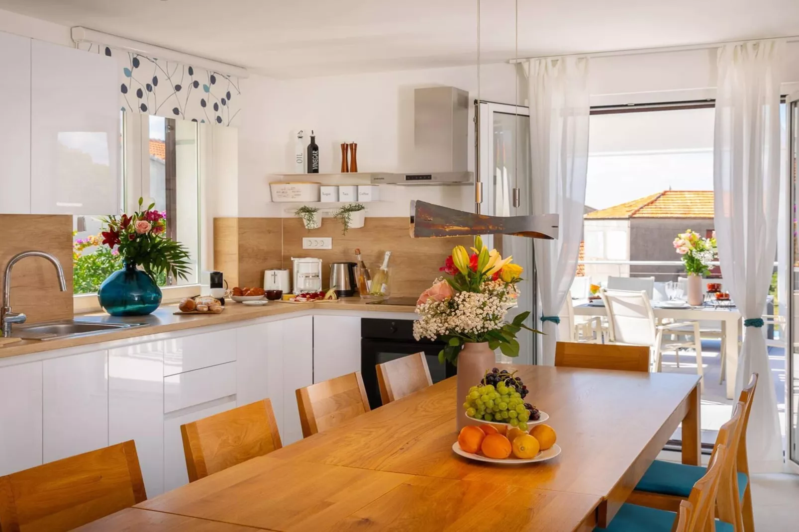 Luxury Villa Mila Supetar with Pool in the Center - Eetkamer