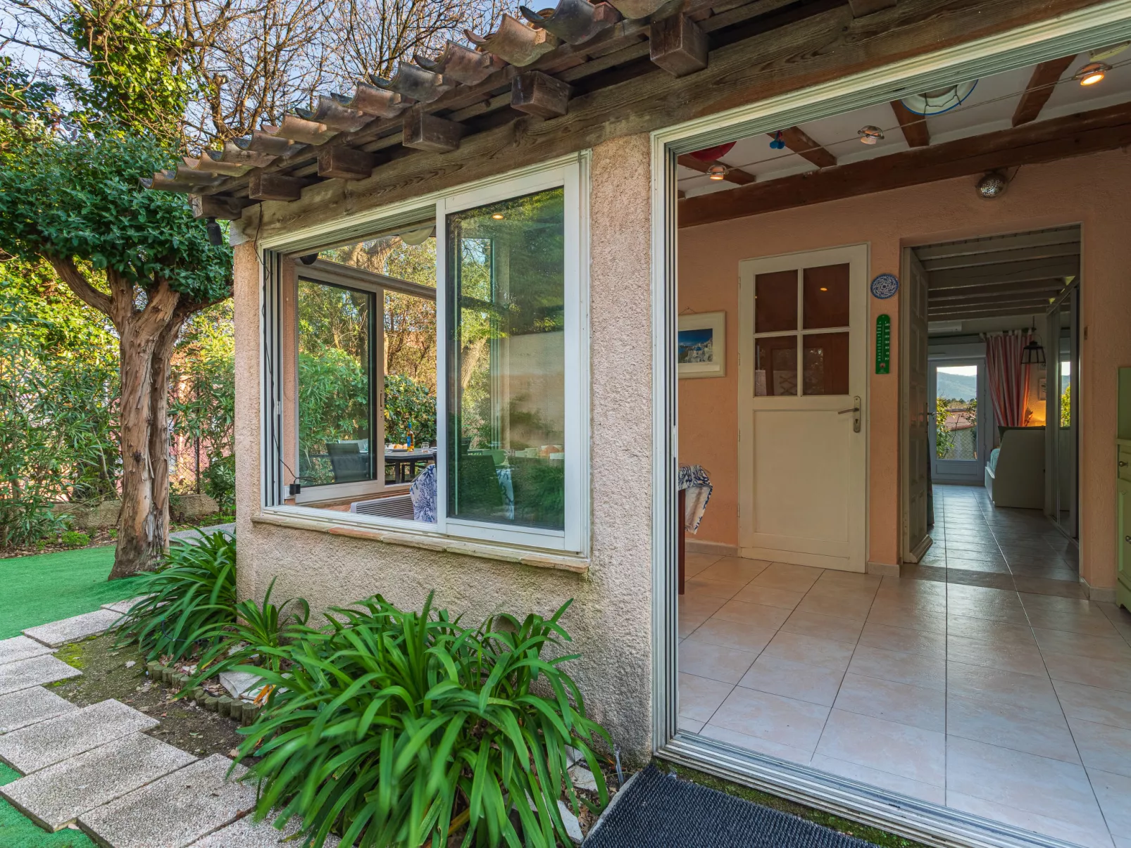 Les Mas de Cogolin - Buiten