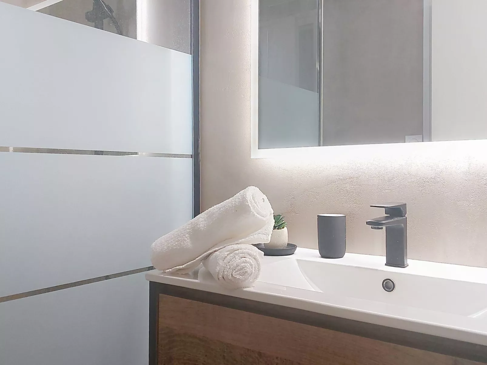 Les Cariatides 7 - Binnen