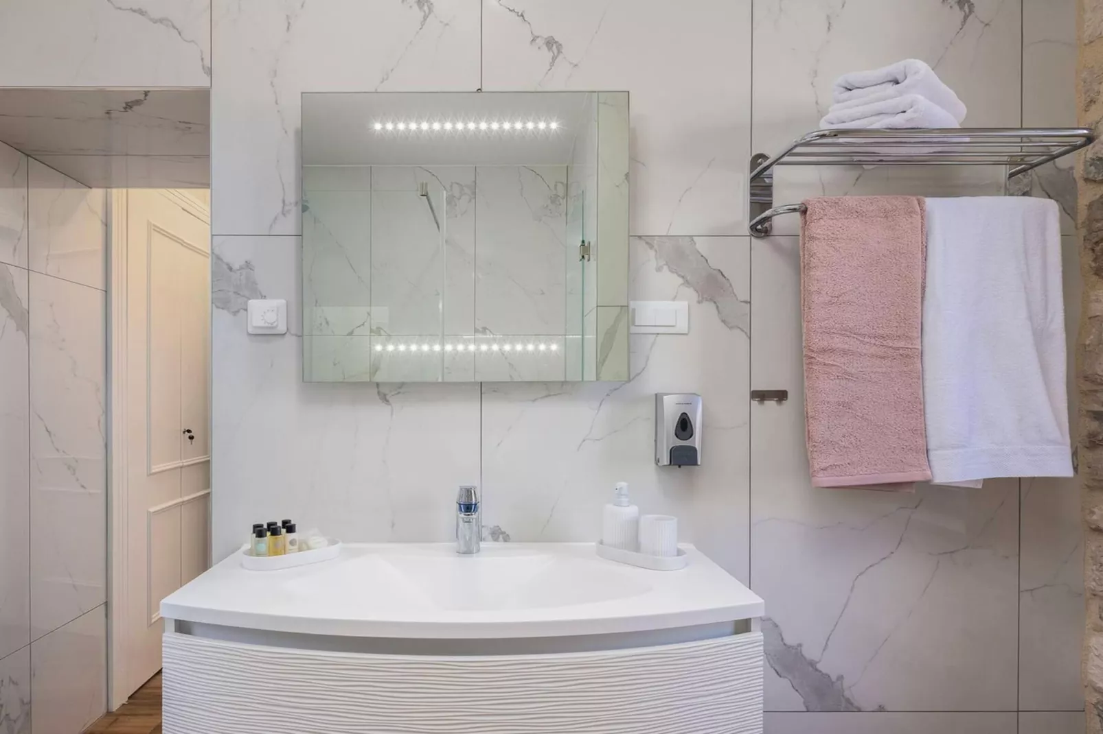 Split Diocletian Palace - Apartment 3 (2+2) - Badkamer