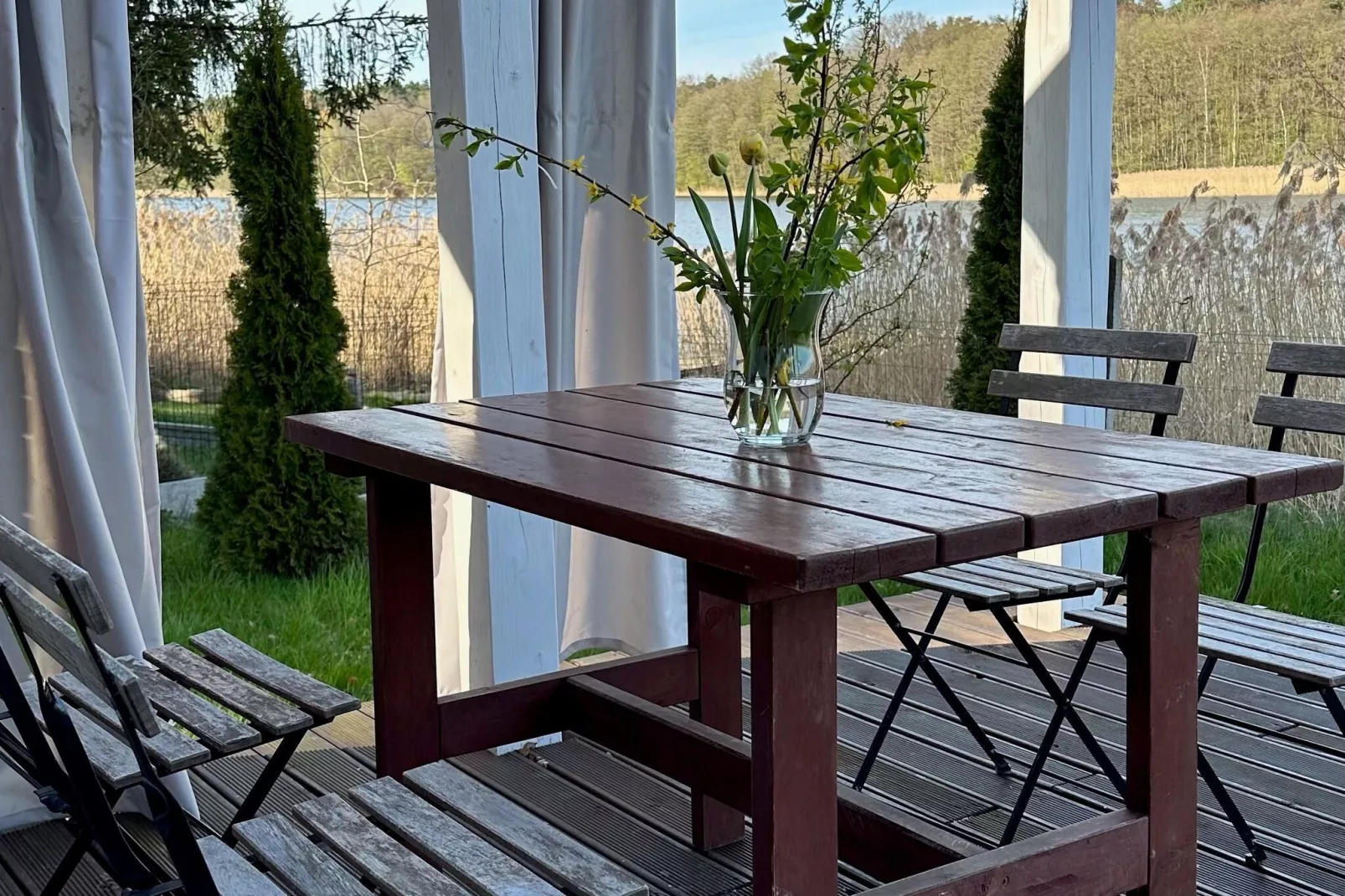 Dom nad jeziorem Klępnica-Terrasbalkon