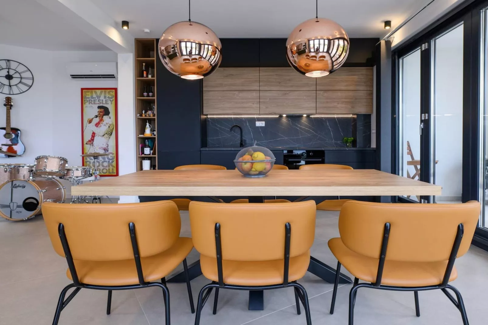 Luxury Villa Soleia Skrip with Private Pool - Eetkamer