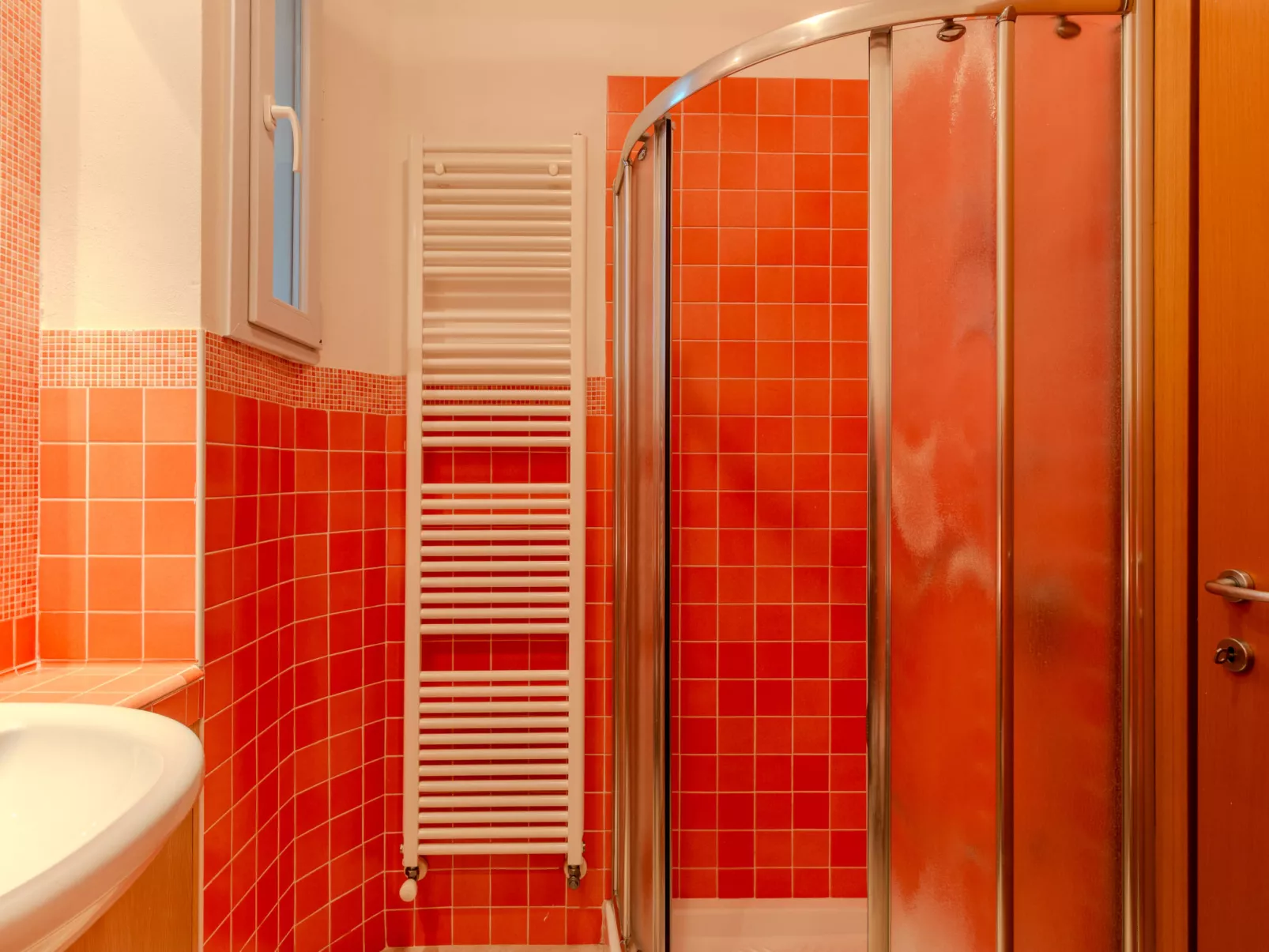 Sona's Lake Home - Binnen