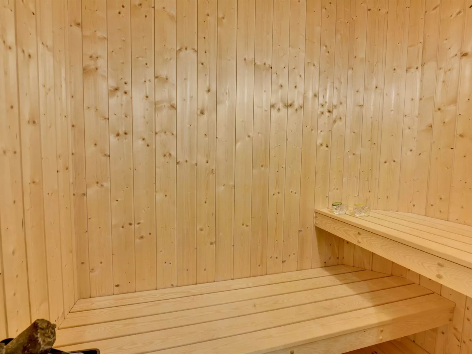 "Erza" - 500m from the sea - Binnen