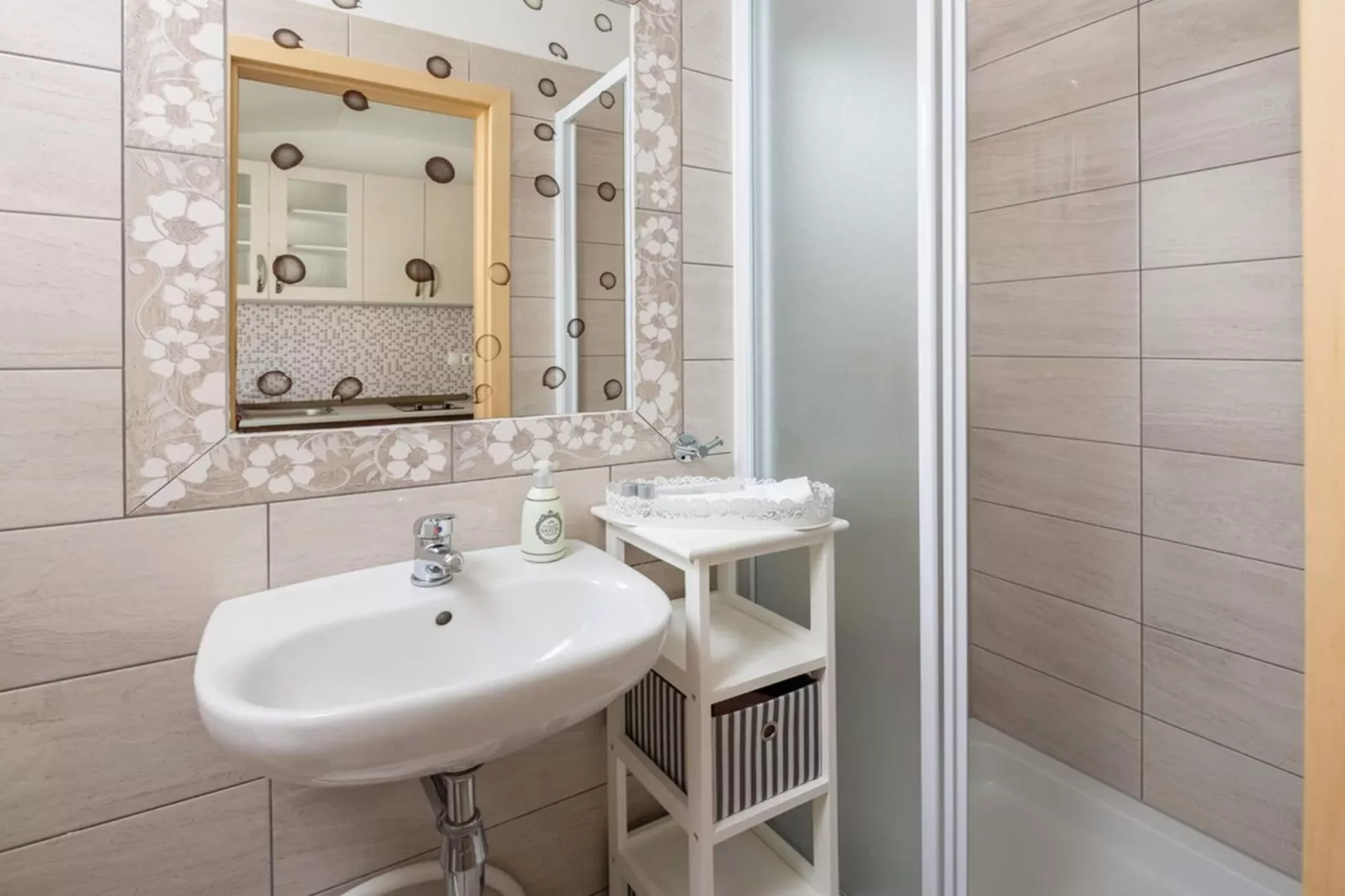 Luxury Villa Holiday Residence Omis w/ Heated Pool - Badkamer