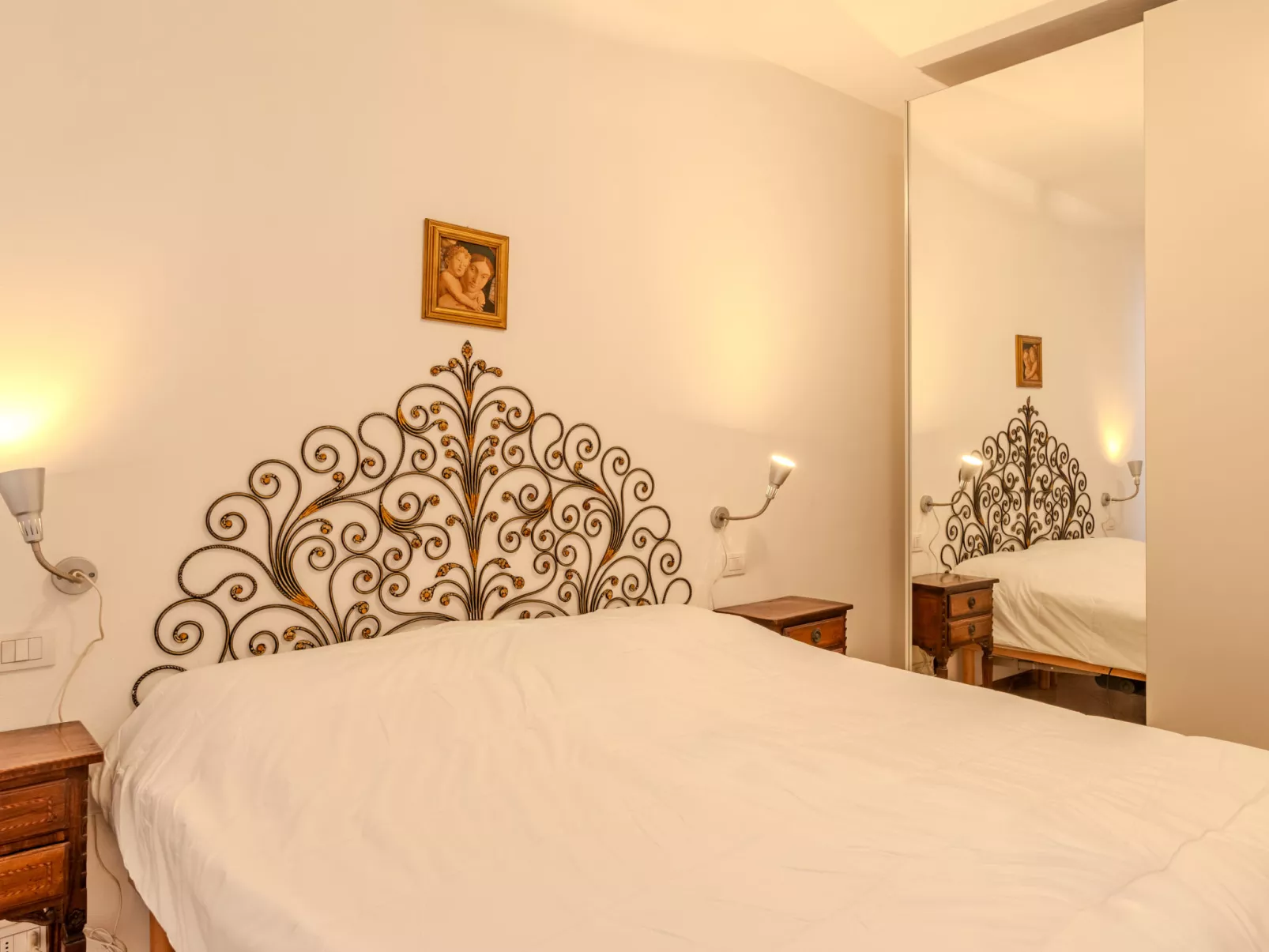 Sona's Lake Home - Binnen