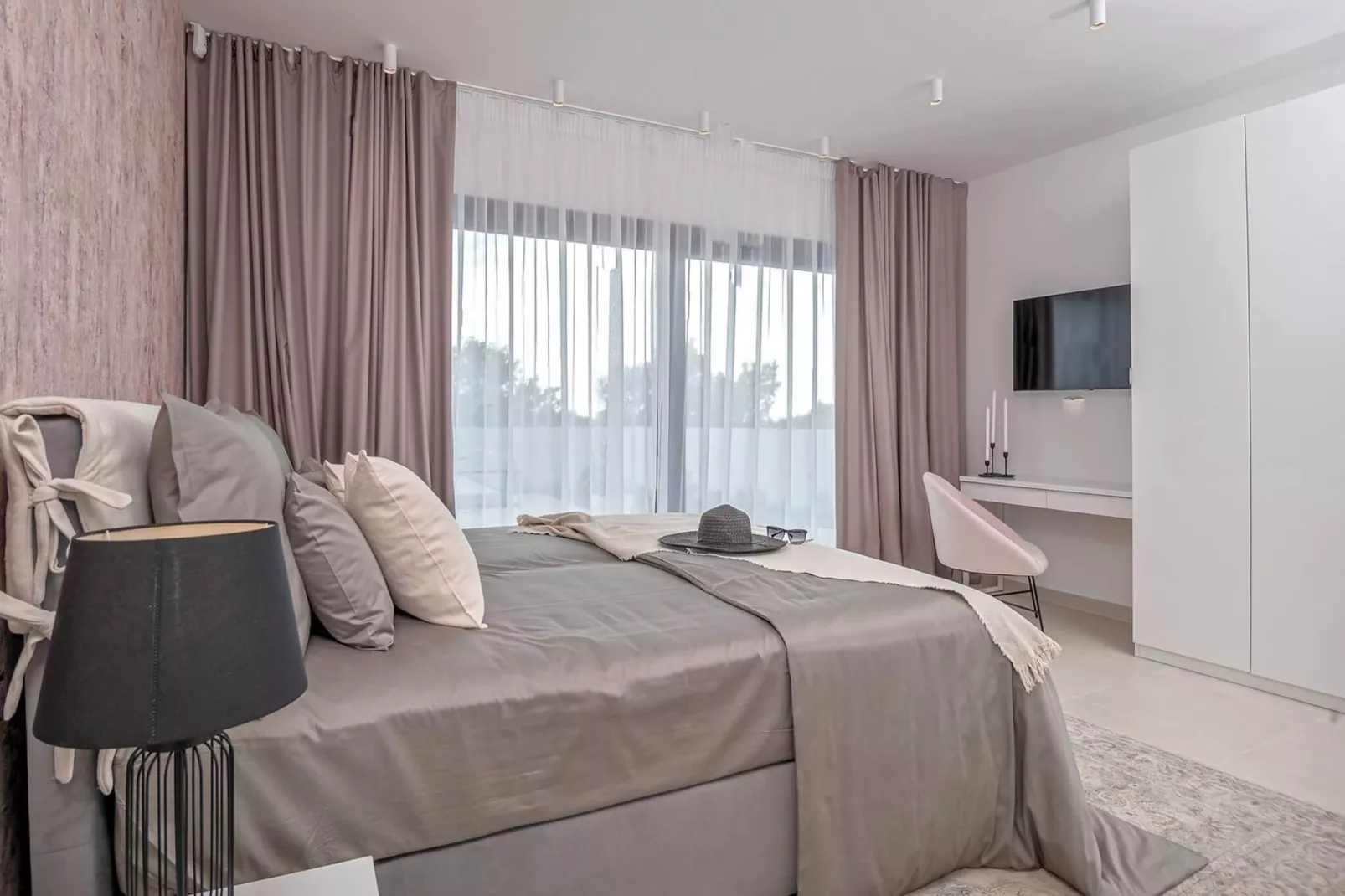 Luxury Villa Indigo Kanica with Heated Pool - Slaapkamer