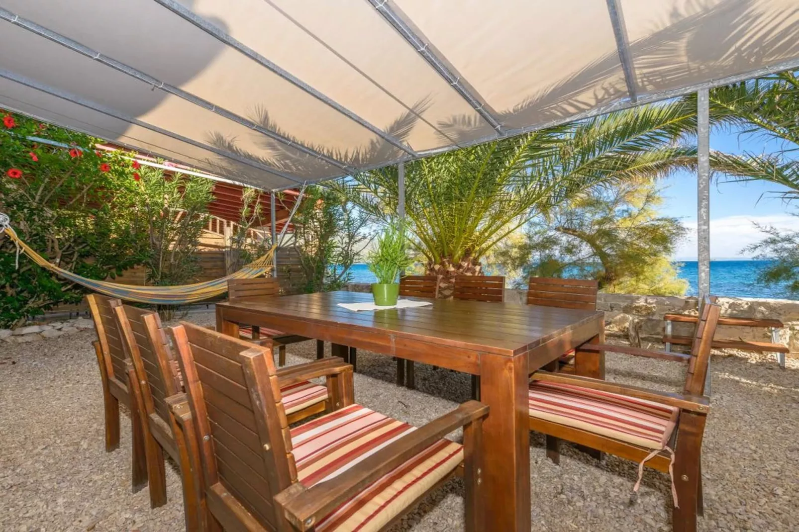 Luxury Seafront Villa Mare Orebic with Pool - Terrasbalkon