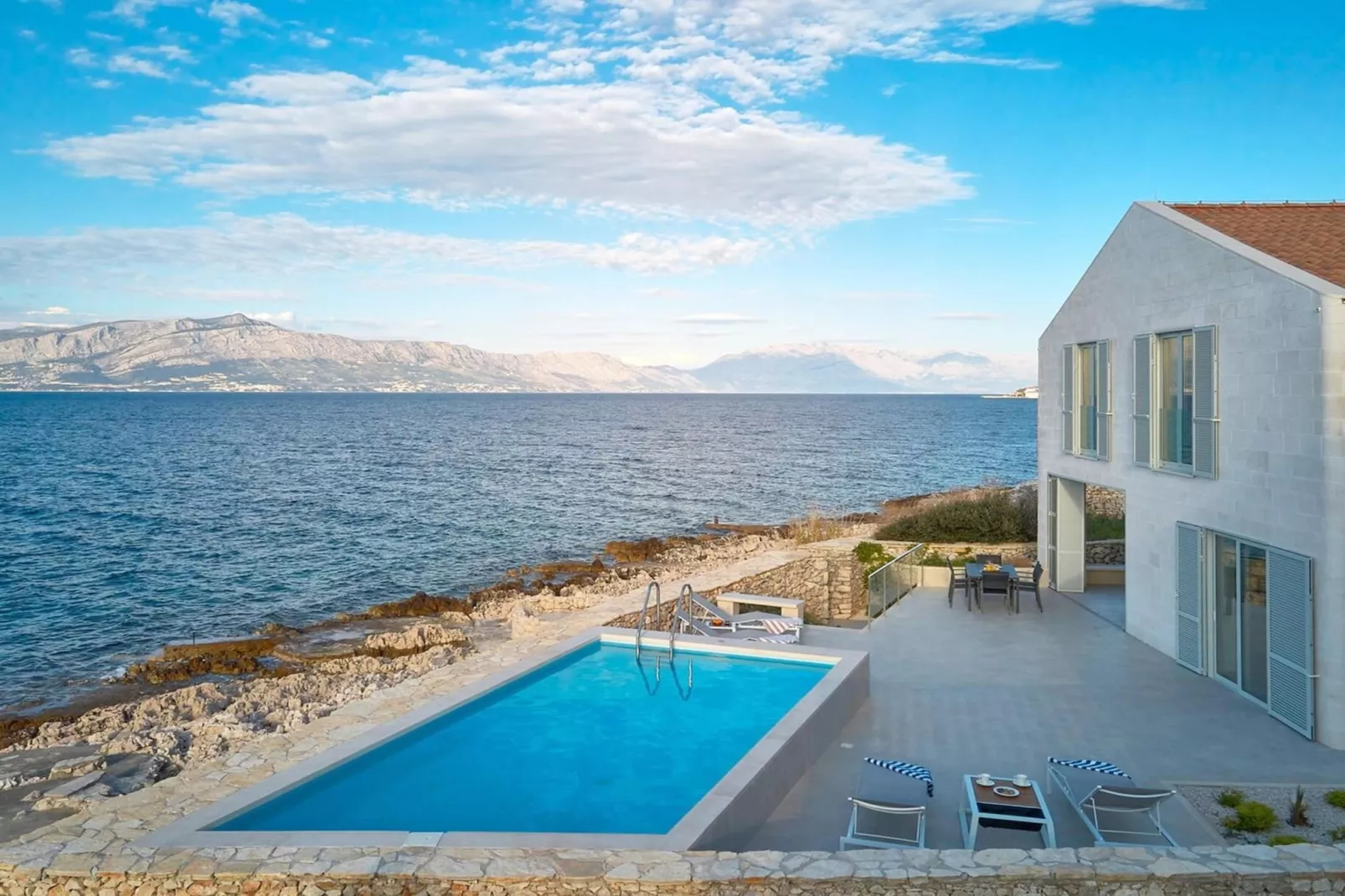 Luxury Seafront Villa Casa Familija Brac with Pool - Buitenkant zomer