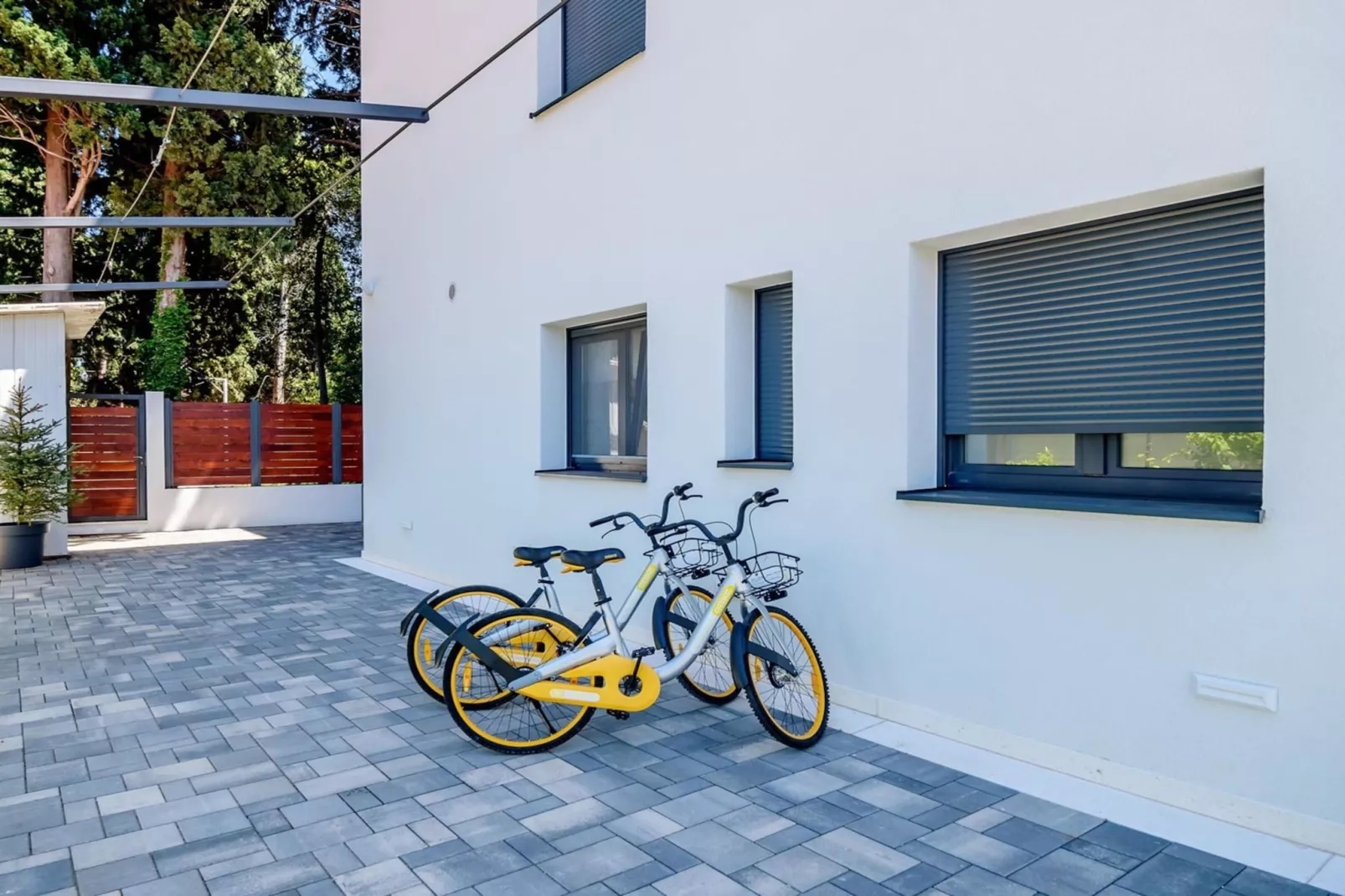 Luxury Villa Velvet Bourbon Split w/ Pool & Tennis - Faciliteiten