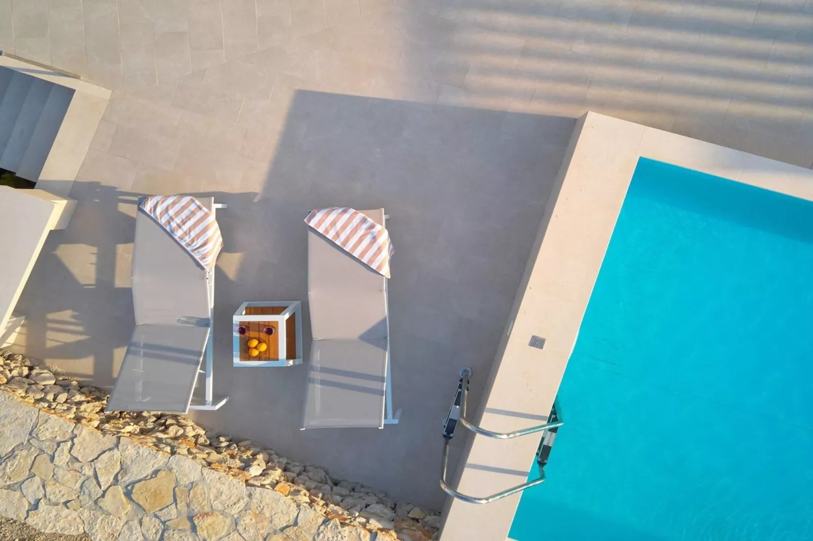 Luxury Seafront Villa Casa Familija Brac with Pool - Uitzicht zomer