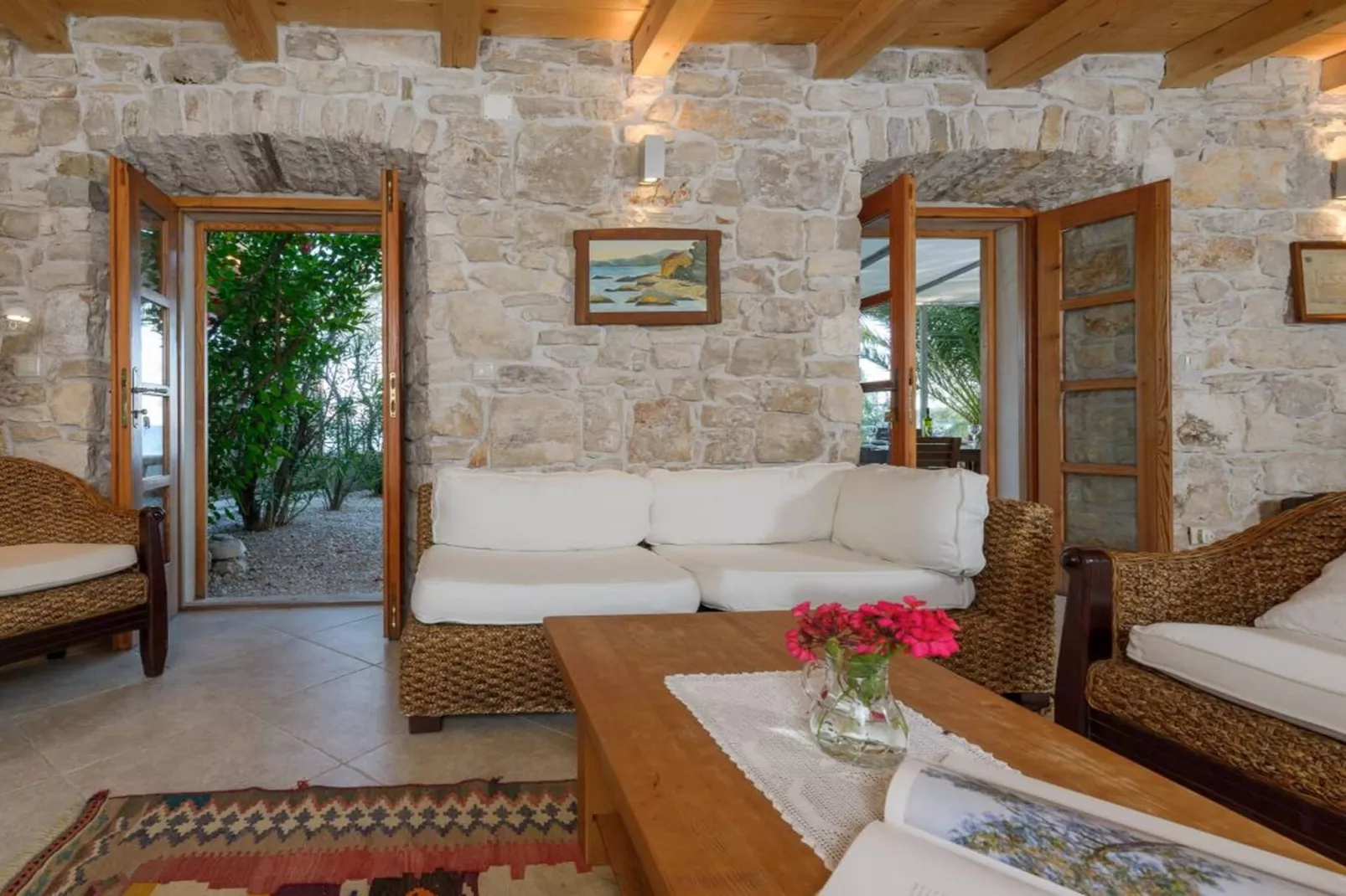 Luxury Seafront Villa Mare Orebic with Pool - Woonkamer