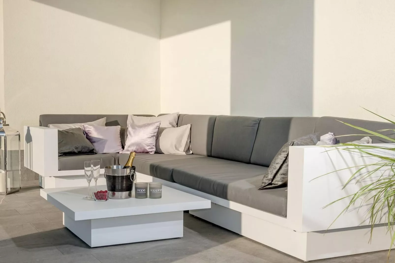 Luxury Villa Happiness Omis with Pool, Gym & Sauna - Woonkamer