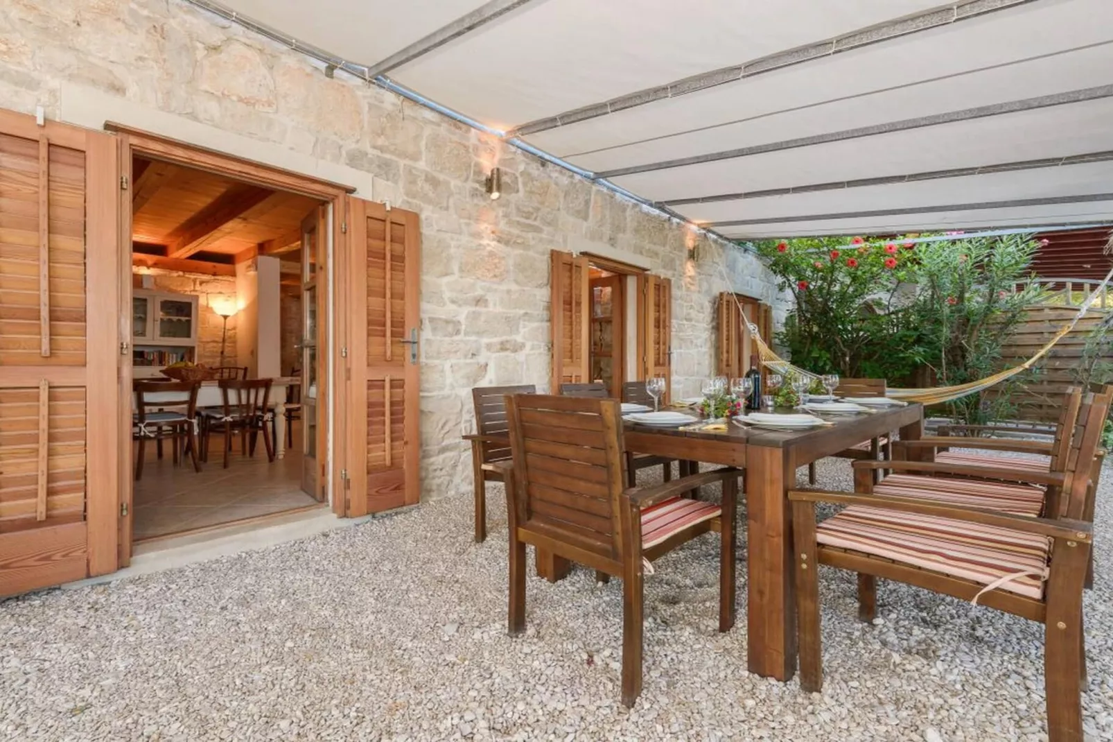 Luxury Seafront Villa Mare Orebic with Pool - Terrasbalkon