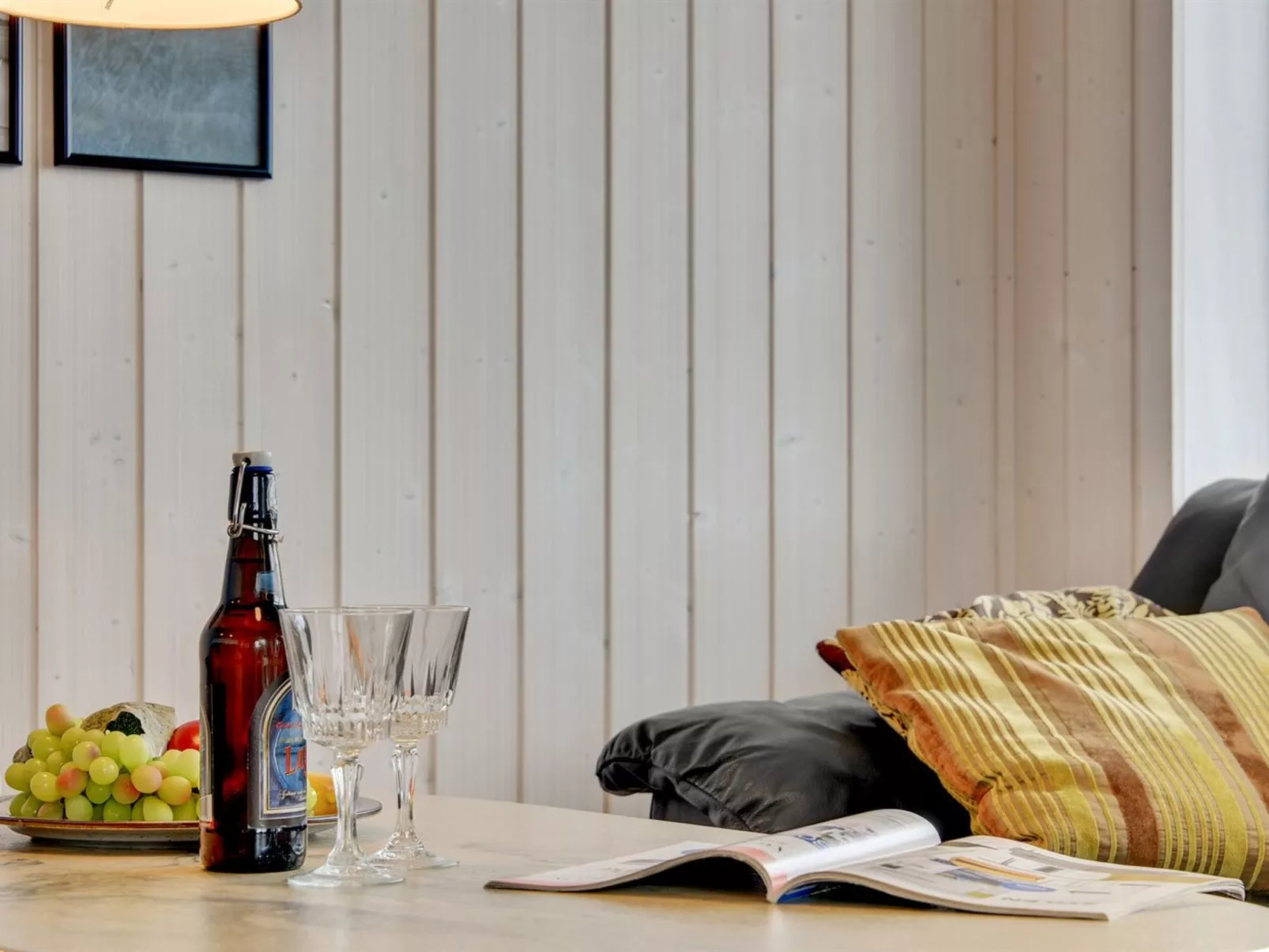 "Erza" - 500m from the sea - Binnen