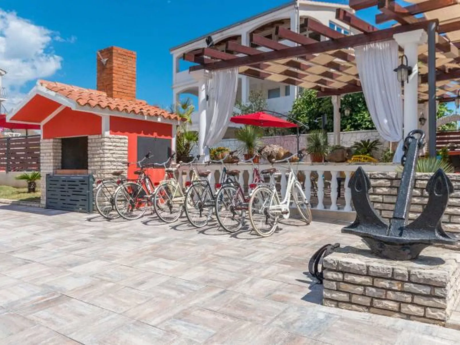 XXXL Villa Ancora with heated pool - Image-tags.info