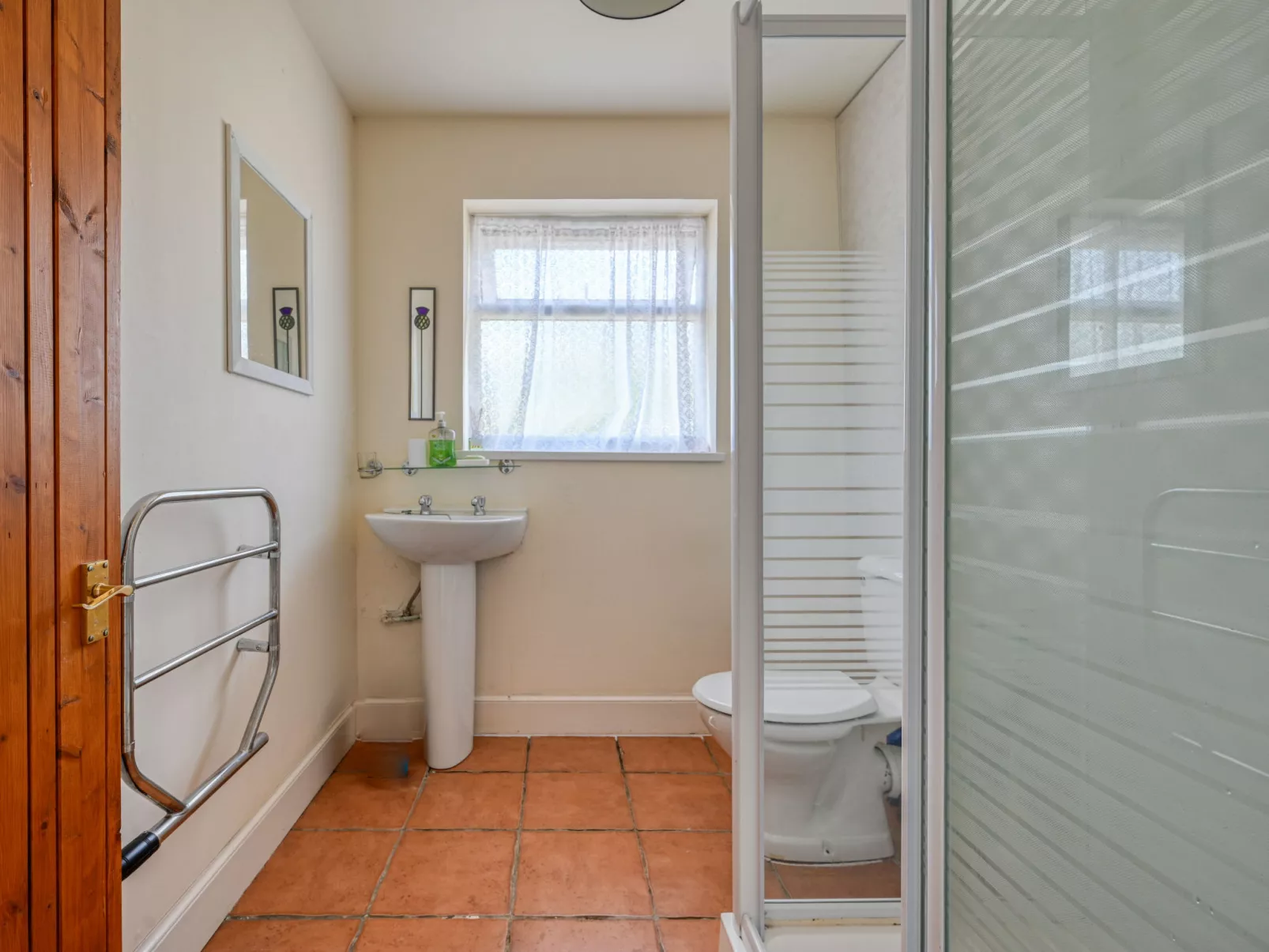 Loch Meiklie View - Binnen