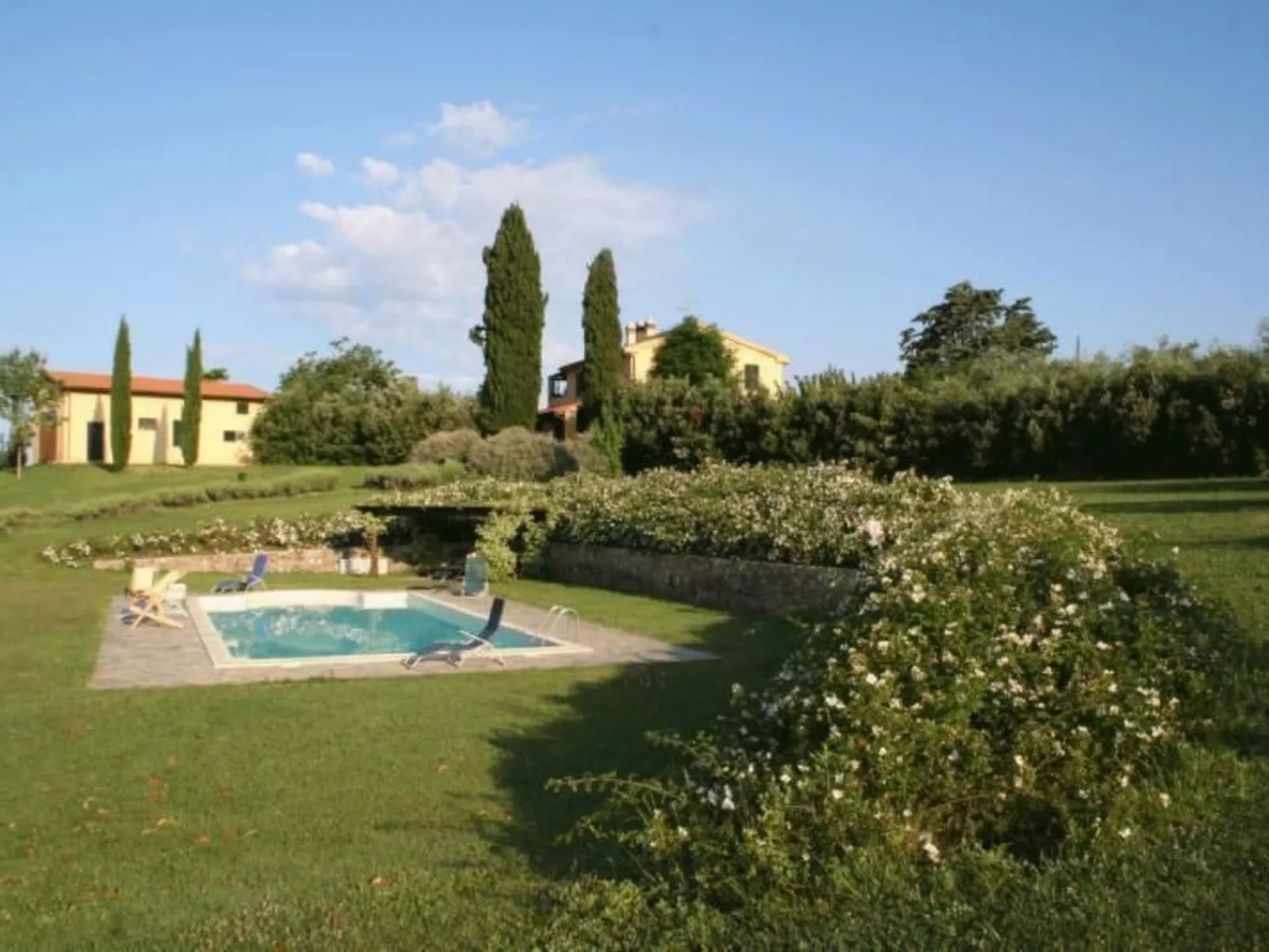 Haus mit Gartenblick - Image-tags.info